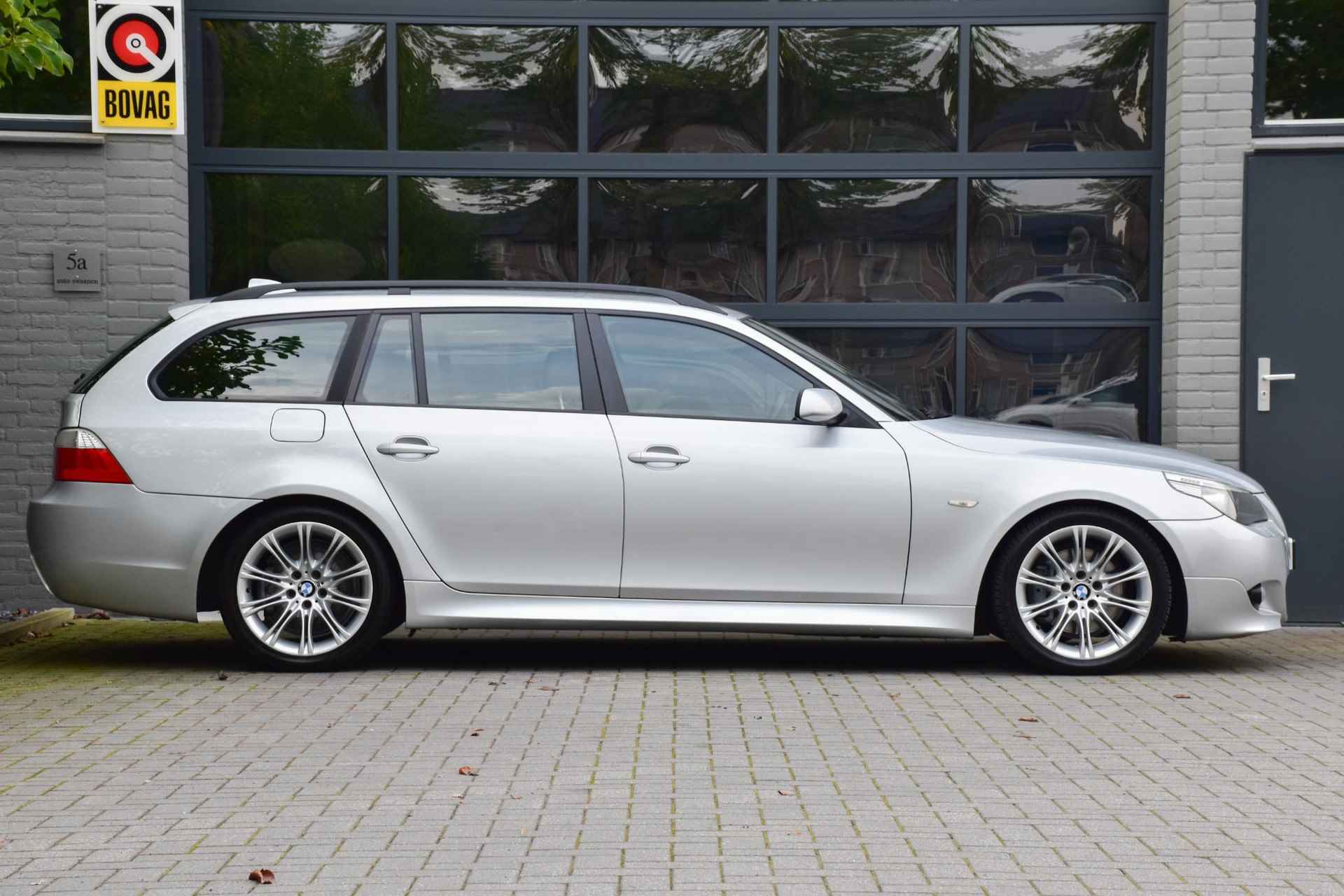 BMW 5-serie Touring 525i Executive M Sport Youngtimer - 10/28