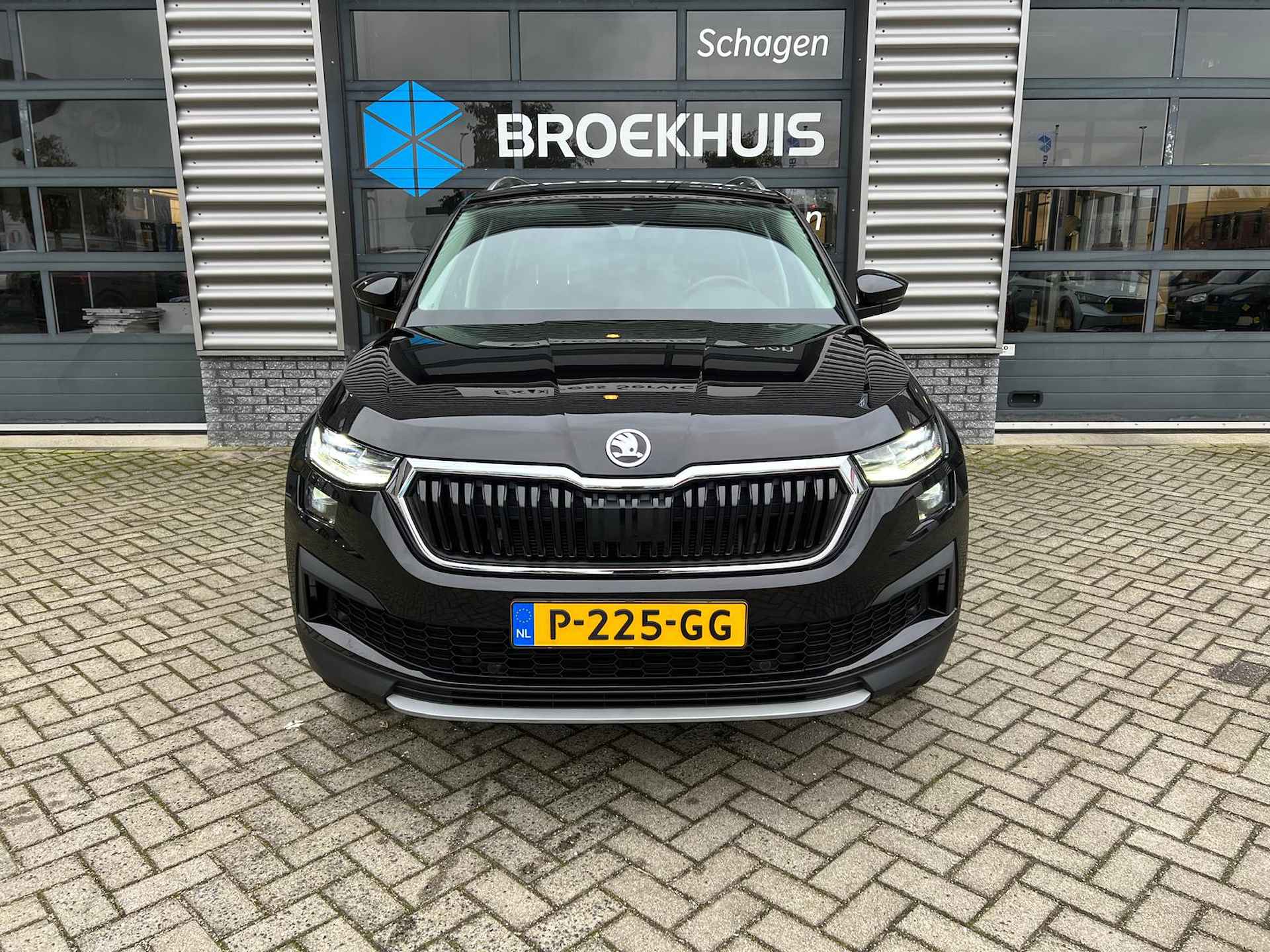 Škoda Kodiaq 1.5 TSI 150 pk Business Edition 7-DSG | Achteruitrijcamera | Keyless entry/start | Elektrische achterklep | - 3/38