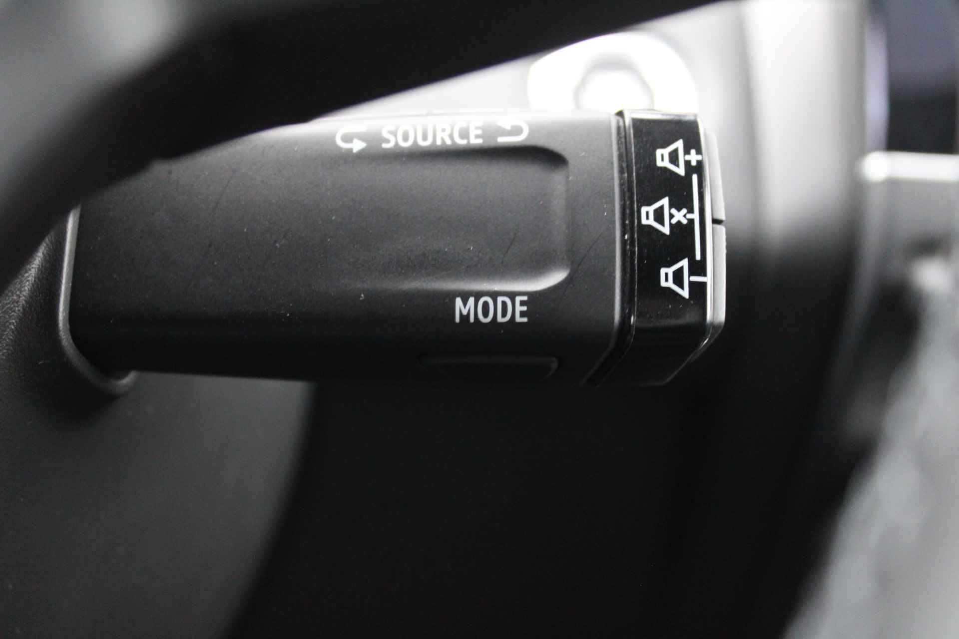 Mitsubishi ASX 1.6 PHEV AT Instyle | BTW Auto | Leder | Bose Audio | Panorama dak | 18" velgen | Adap. Cruise | - 17/35