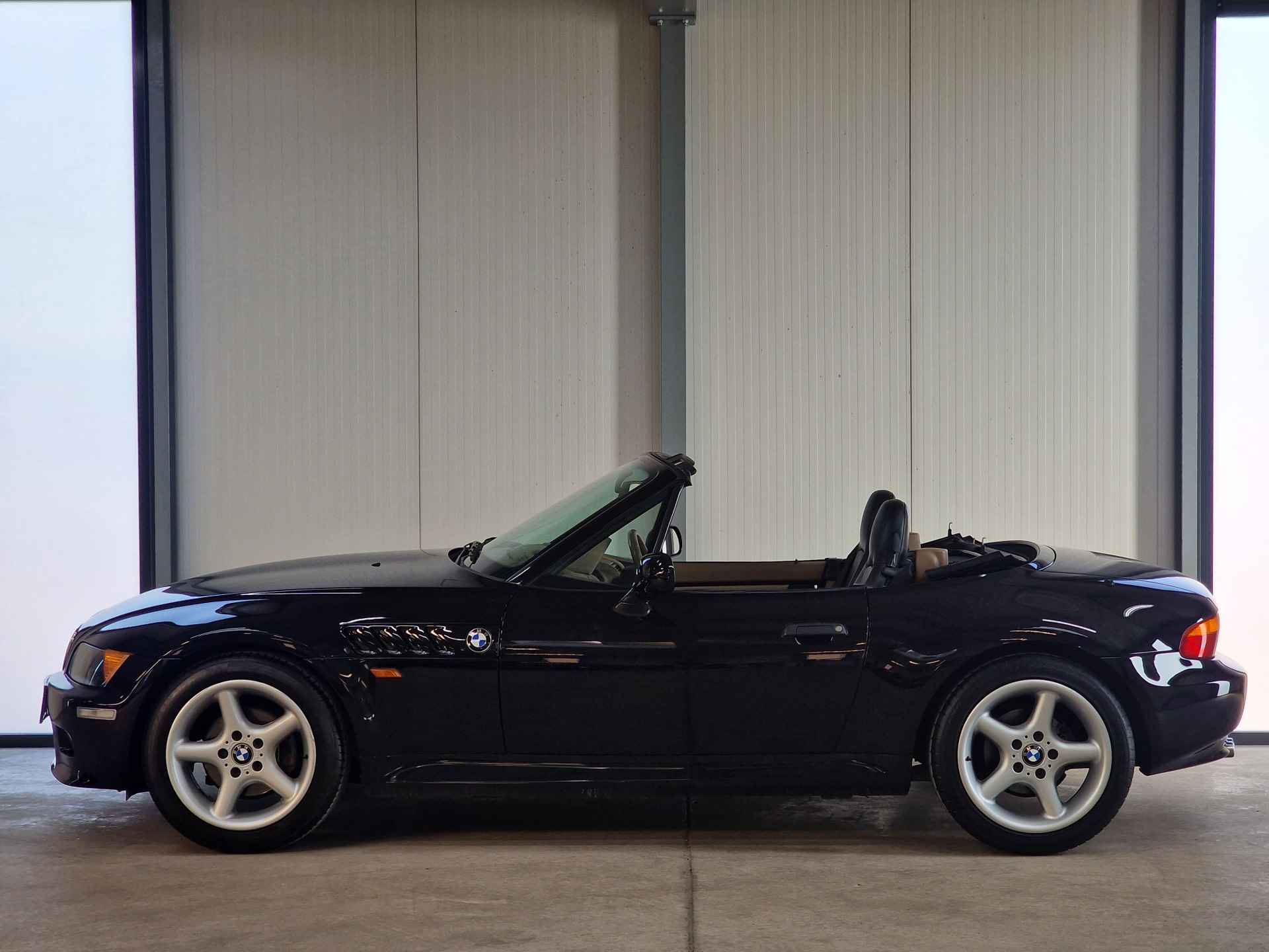 BMW Z3 Roadster 2.8 | 192pk | Wide body pre facelift | - 3/94