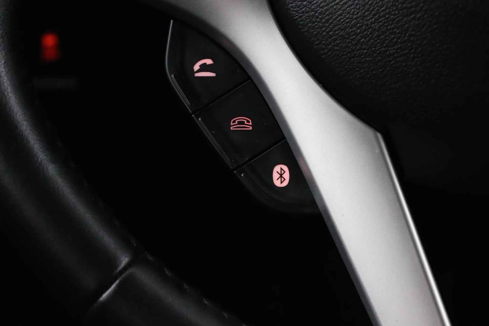 Suzuki Ignis 1.2 Smart Hybrid Style | Cruise Control | Navigatie | Stoelverwarming | Climate Control | Keyless Entry | - 20/52