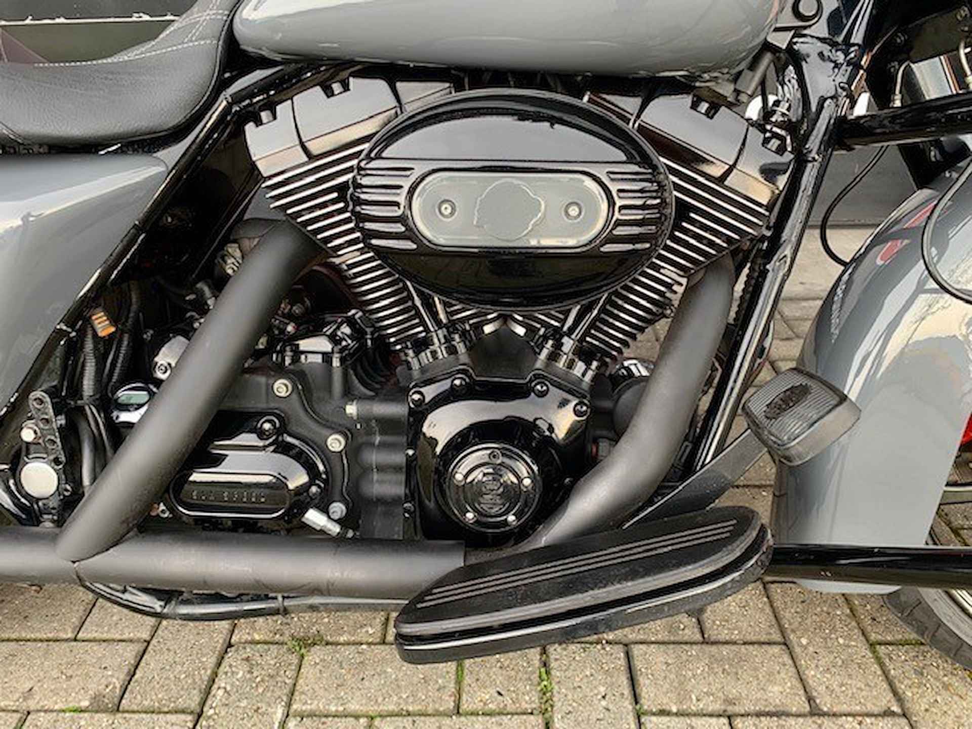 Harley-Davidson FLHR ROADKING ROAD SPECIAL - 10/12