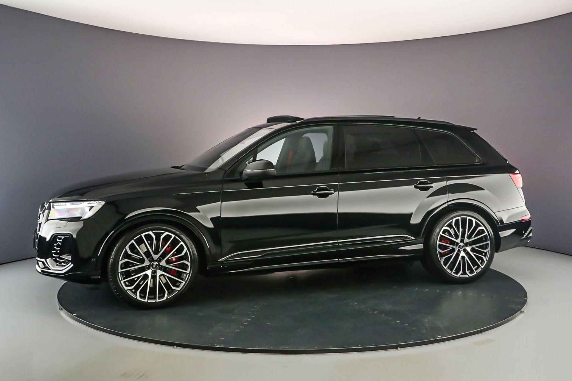 Audi SQ7 4.0 TFSI 507pk quattro | Advanced onderstel | Head-up | 3e zitrij | Alcantara hemel | Pano | Vierwielbest. | - 3/64