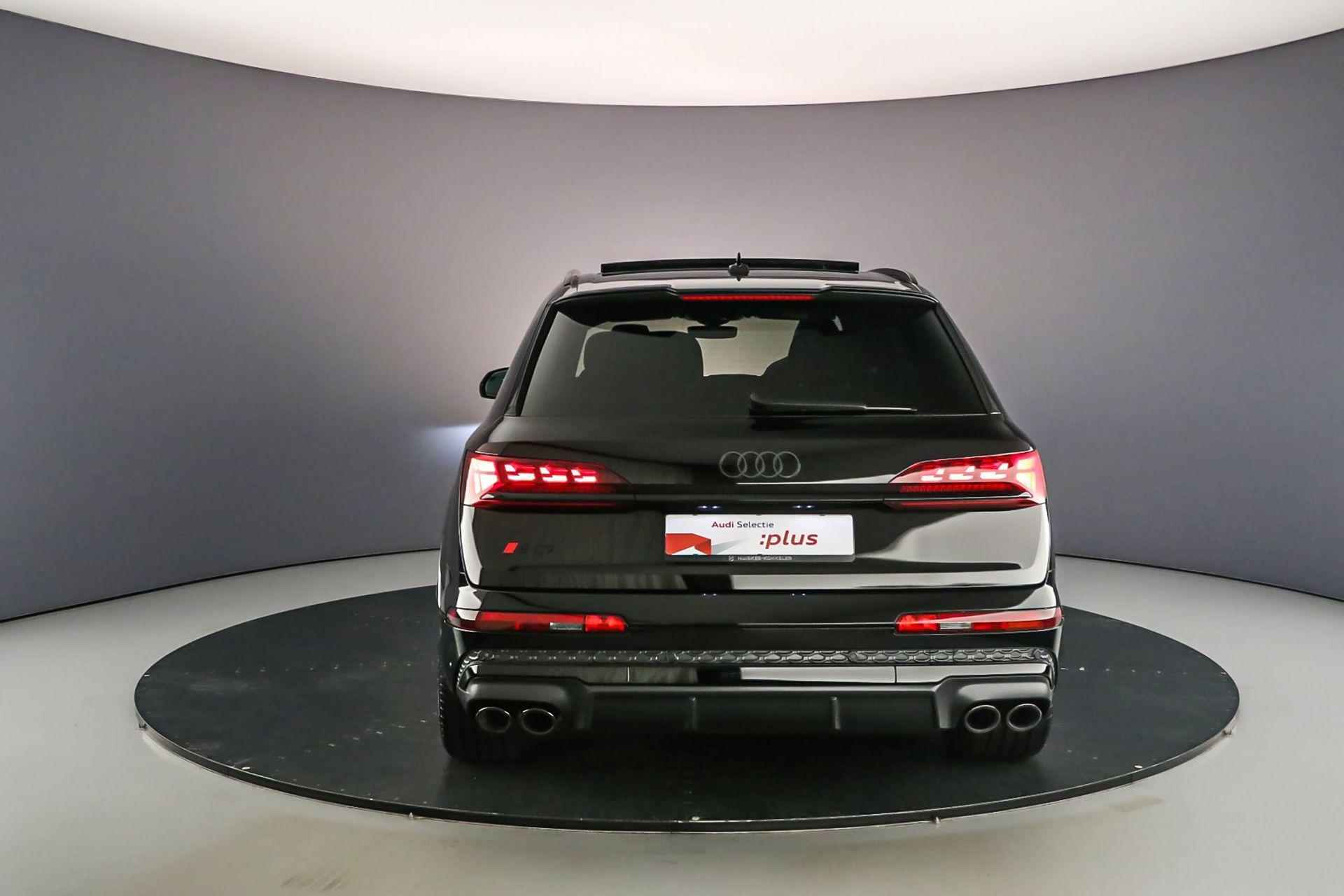 Audi SQ7 4.0 TFSI 507pk quattro | Advanced onderstel | Head-up | 3e zitrij | Alcantara hemel | Pano | Vierwielbest. | - 7/64