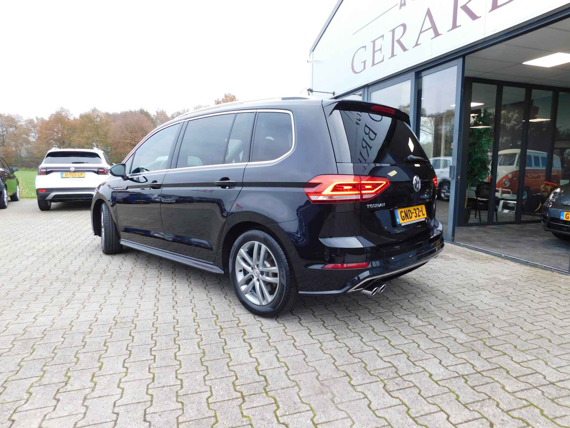 Volkswagen Touran 1.8 TSI Highline R-line, Camera, ACC, Panodak, Vol opties!! - 8/42