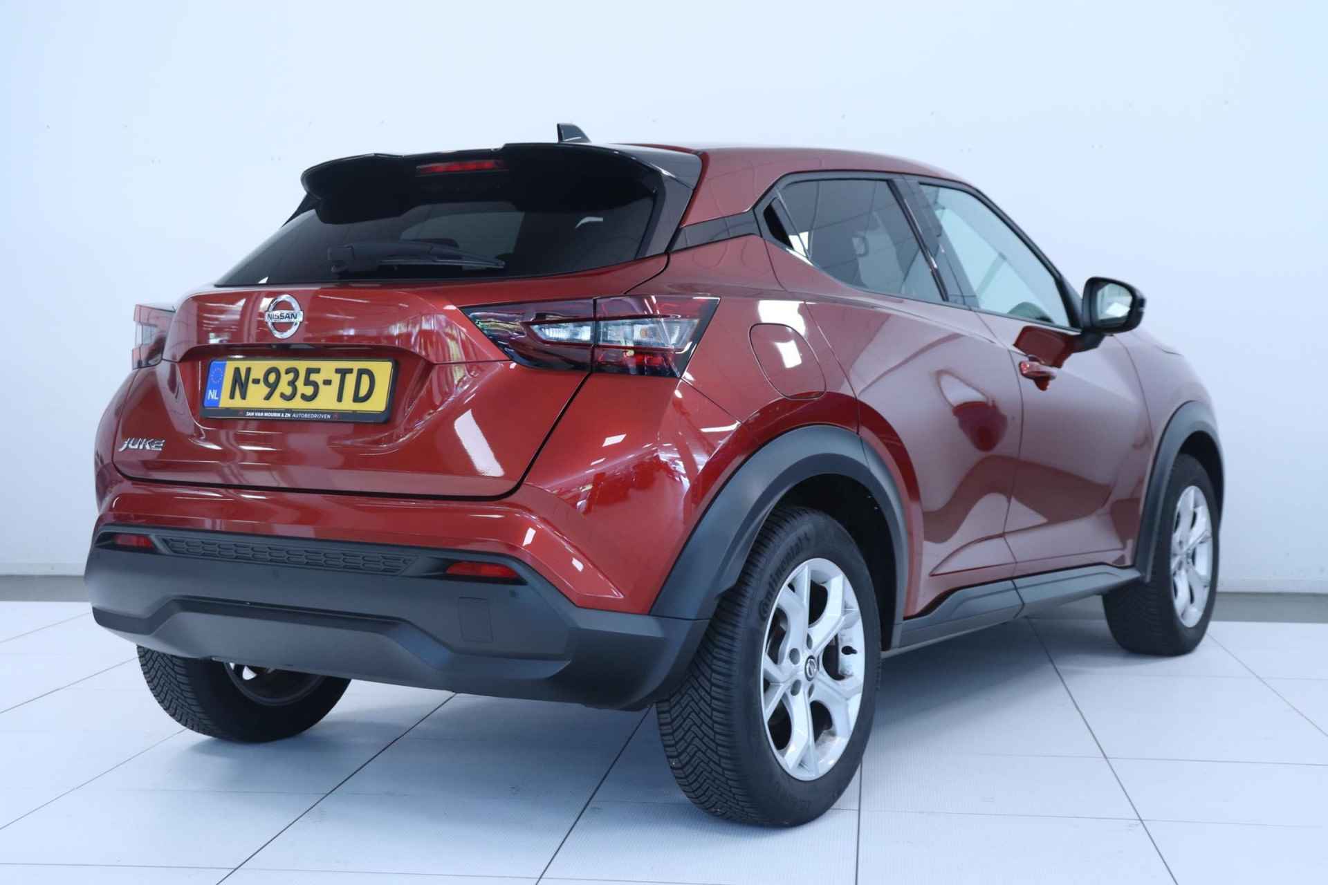 Nissan Juke 1.0 DIG-T 114 DCT7 N-Connecta Automaat | Navigatie | Achteruitrijcamera | Lichtmetalen Velgen | - 3/36