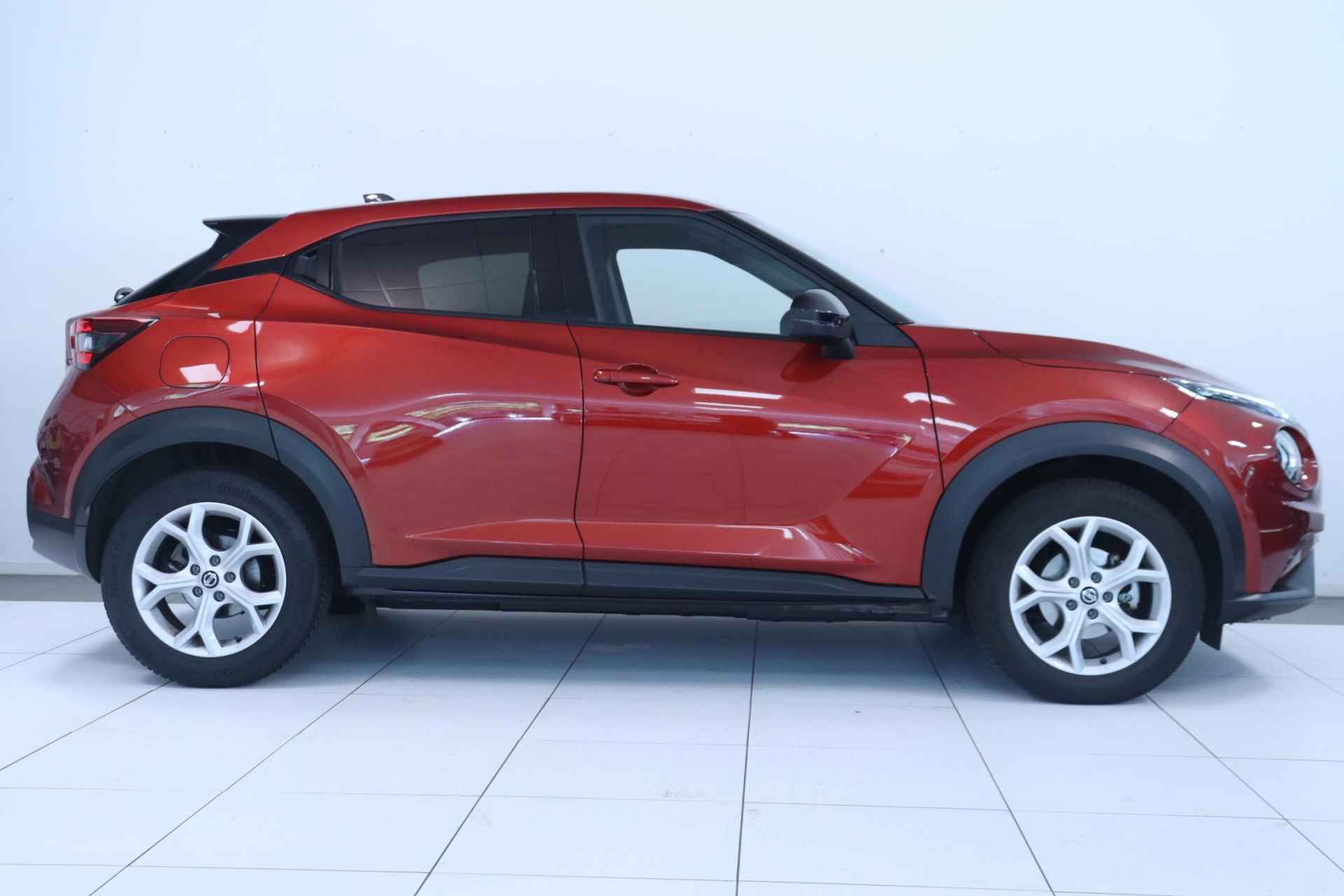 Nissan Juke 1.0 DIG-T 114 DCT7 N-Connecta Automaat | Navigatie | Achteruitrijcamera | Lichtmetalen Velgen | - 17/36