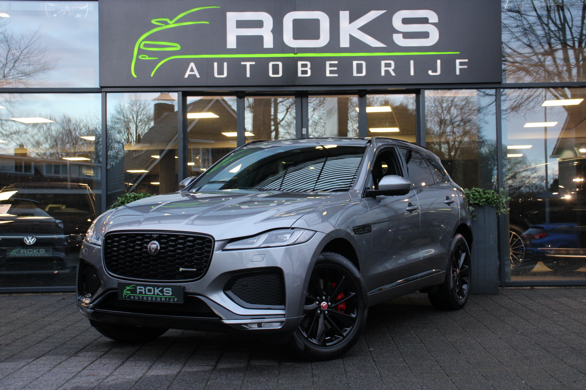 Jaguar F-Pace 2.0 P400e PHEV R-Dynamic S BlackPack