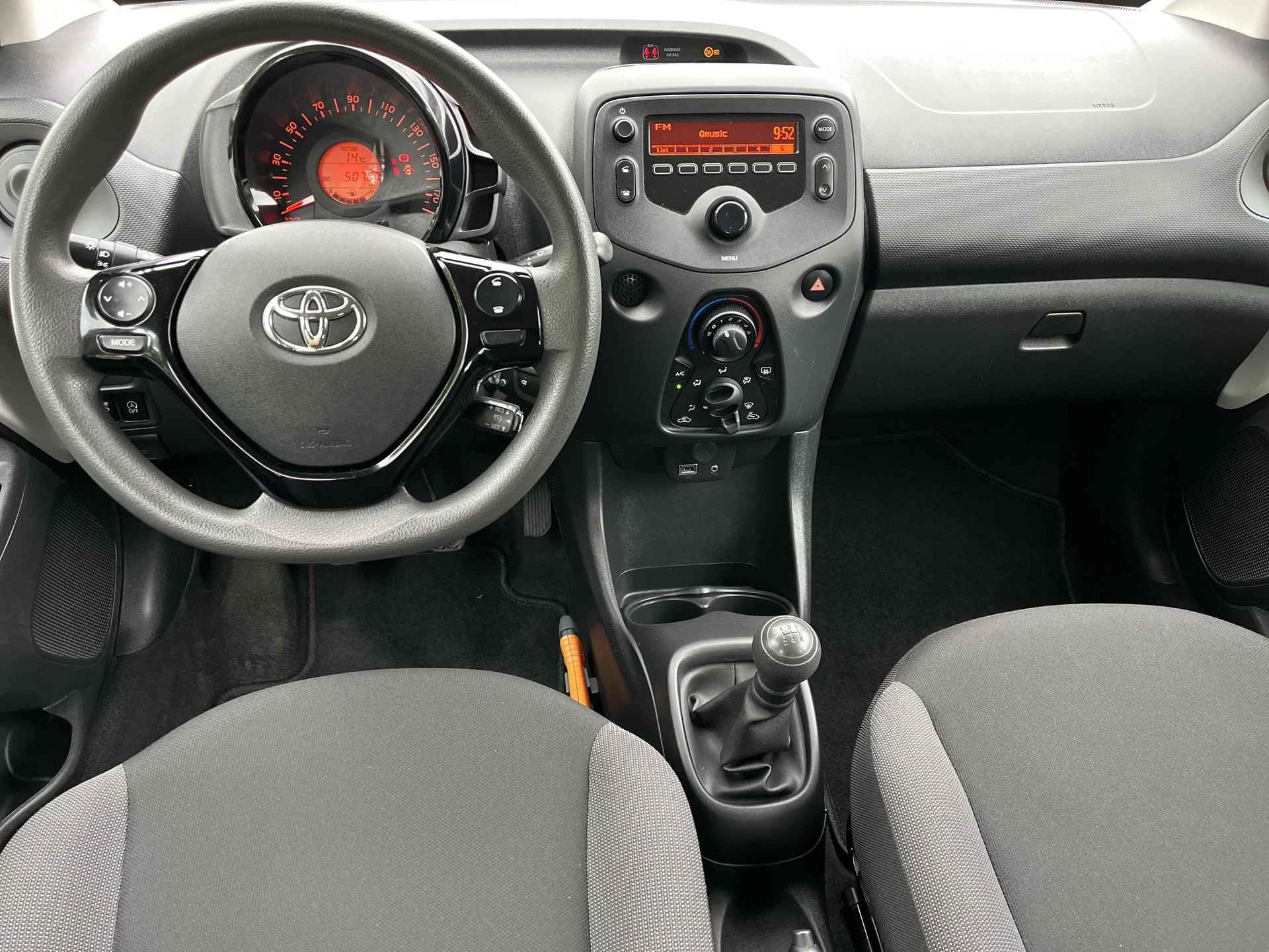Toyota Aygo 1.0 VVT-i x-fun | Airco | Bluetooth - 10/19