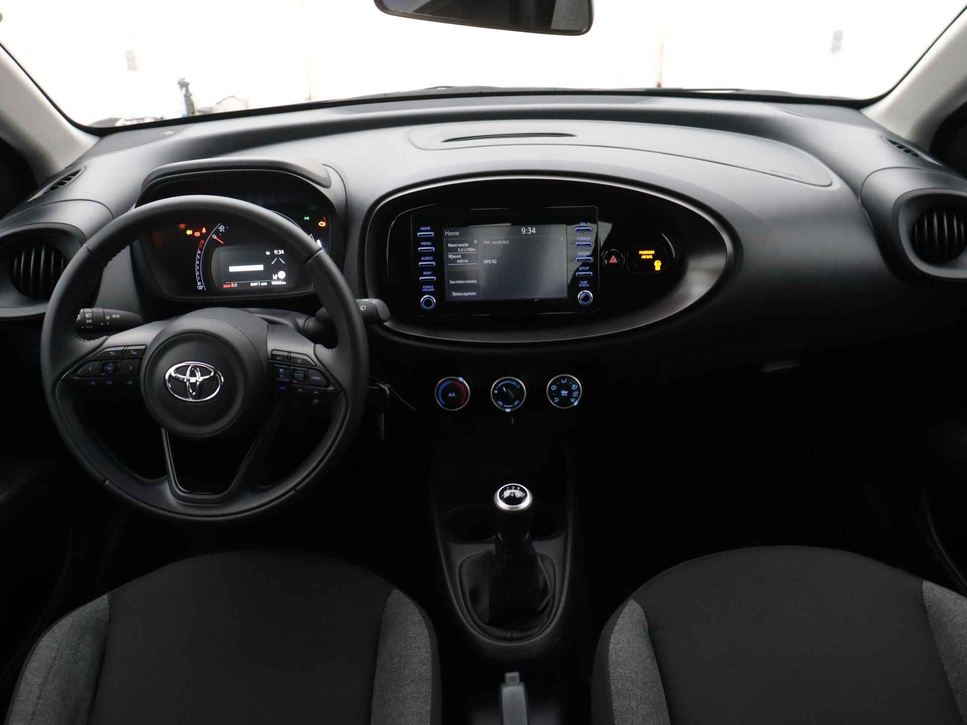 Toyota Aygo X 1.0 VVT-i MT play | Apple CarPlay | Camera | - 6/41