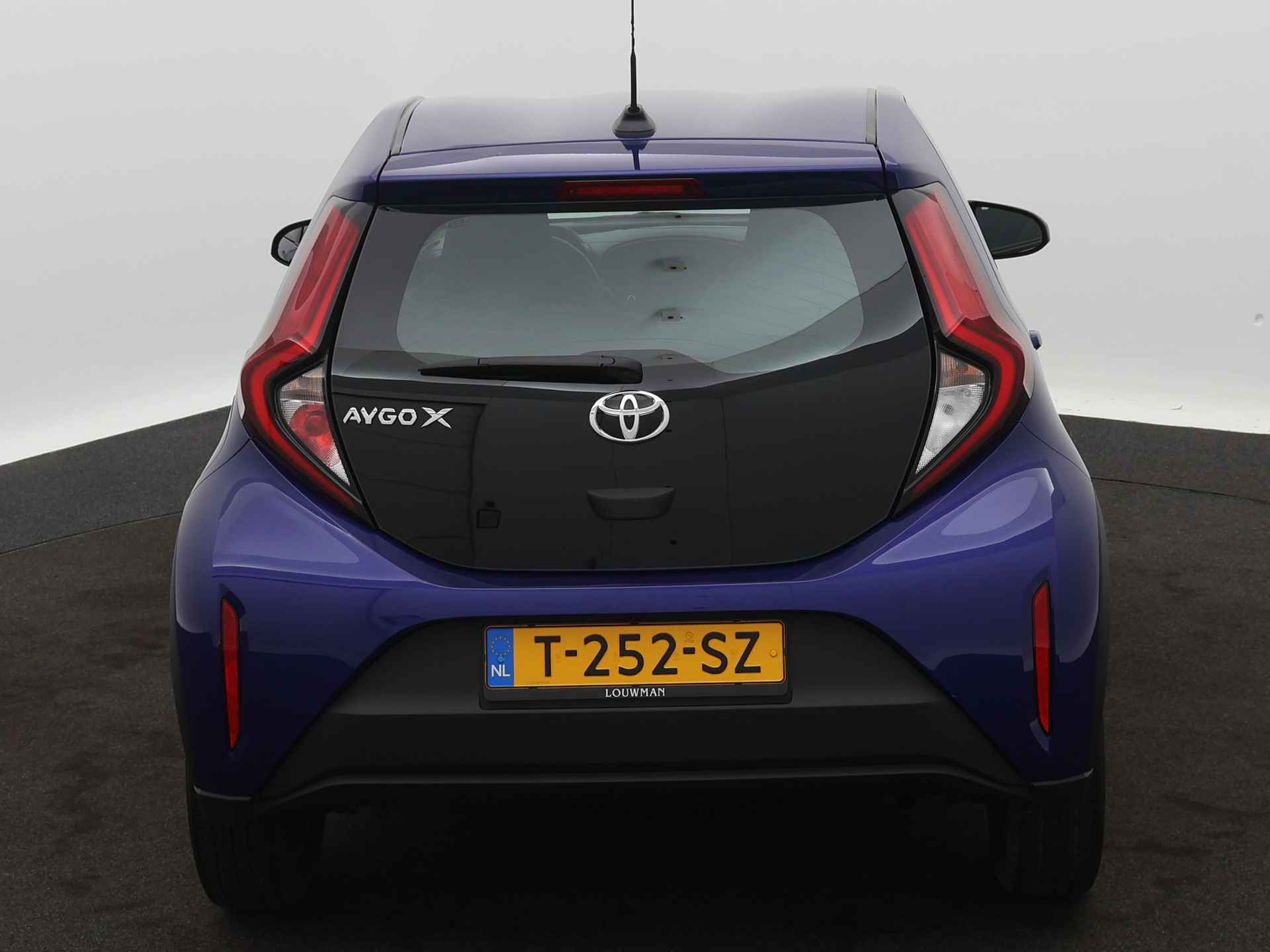 Toyota Aygo X 1.0 VVT-i MT play | Apple CarPlay | Camera | - 30/41