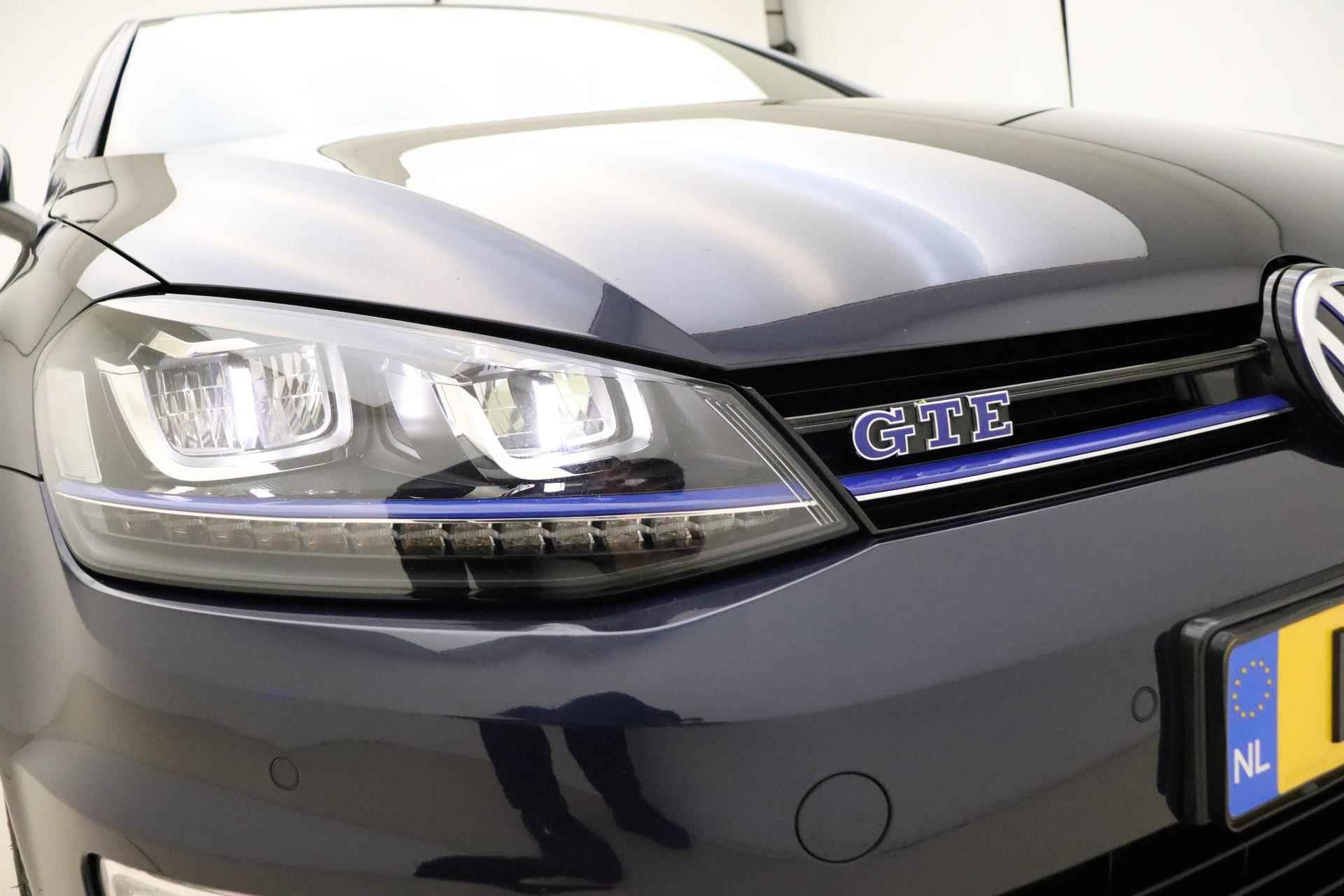 Volkswagen Golf 1.4 TSI GTE | Navigatie | Climate Control | Trekhaak | Parkeersensoren voor + achter | - 19/38