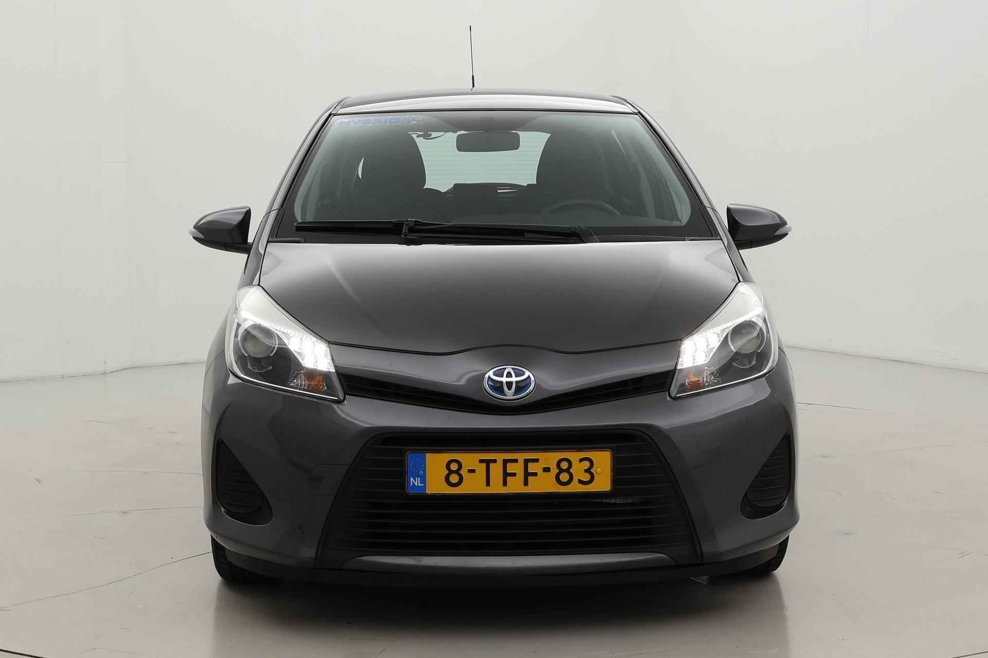 Toyota Yaris 1.5 Hybrid Aspiration | Navigatie | Camera | Cruise | Clima - 13/34