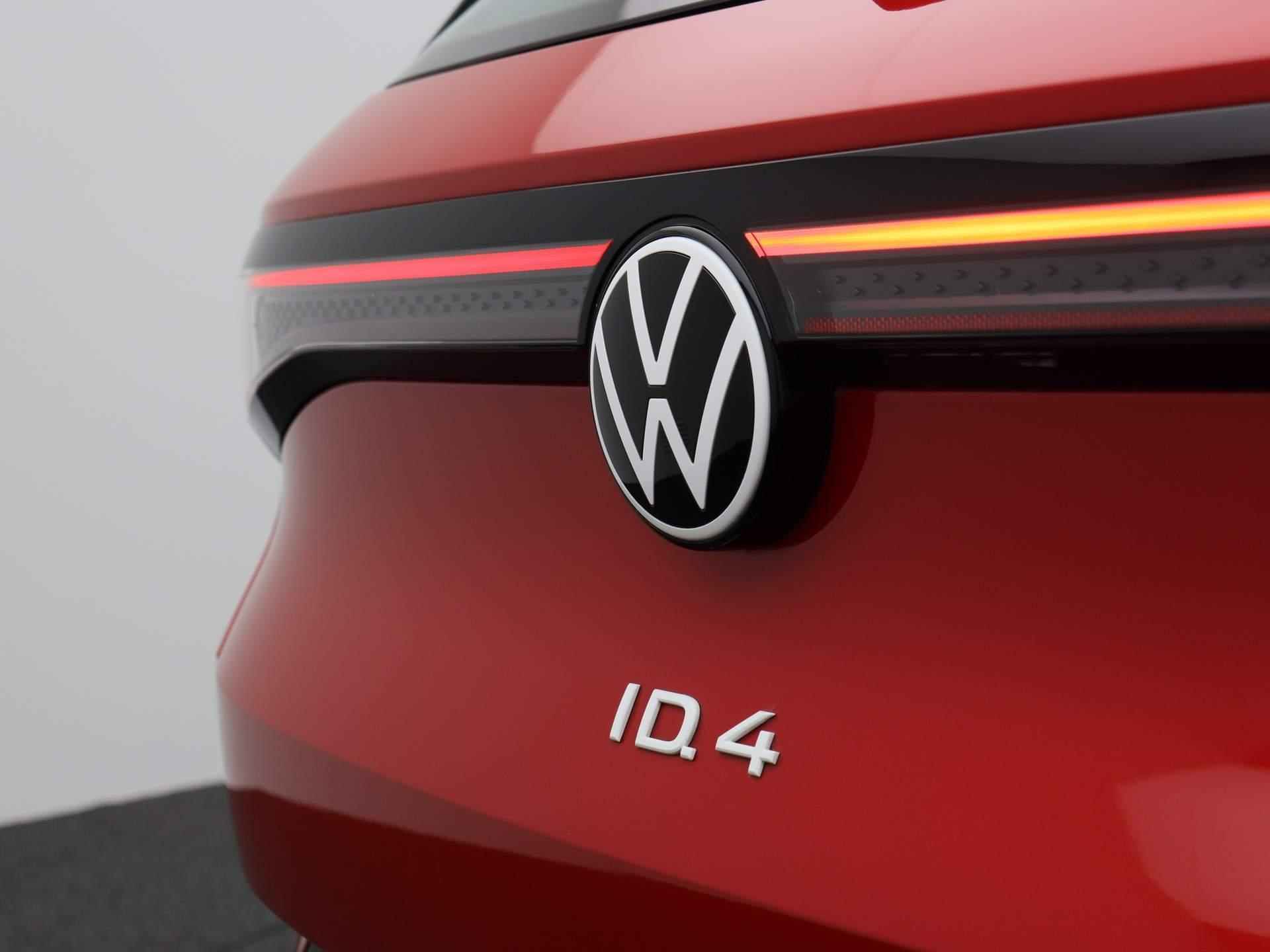 Volkswagen ID.4 Pro Business 77 kWh | Navigatie | Apple Carplay| 360 graden camera | Dodehoeksensoren| Travel assist ACC | Sfeerverlichting | LED lampen | Elektrische achterklep | Climate control | Stoelverwarming | - 34/41