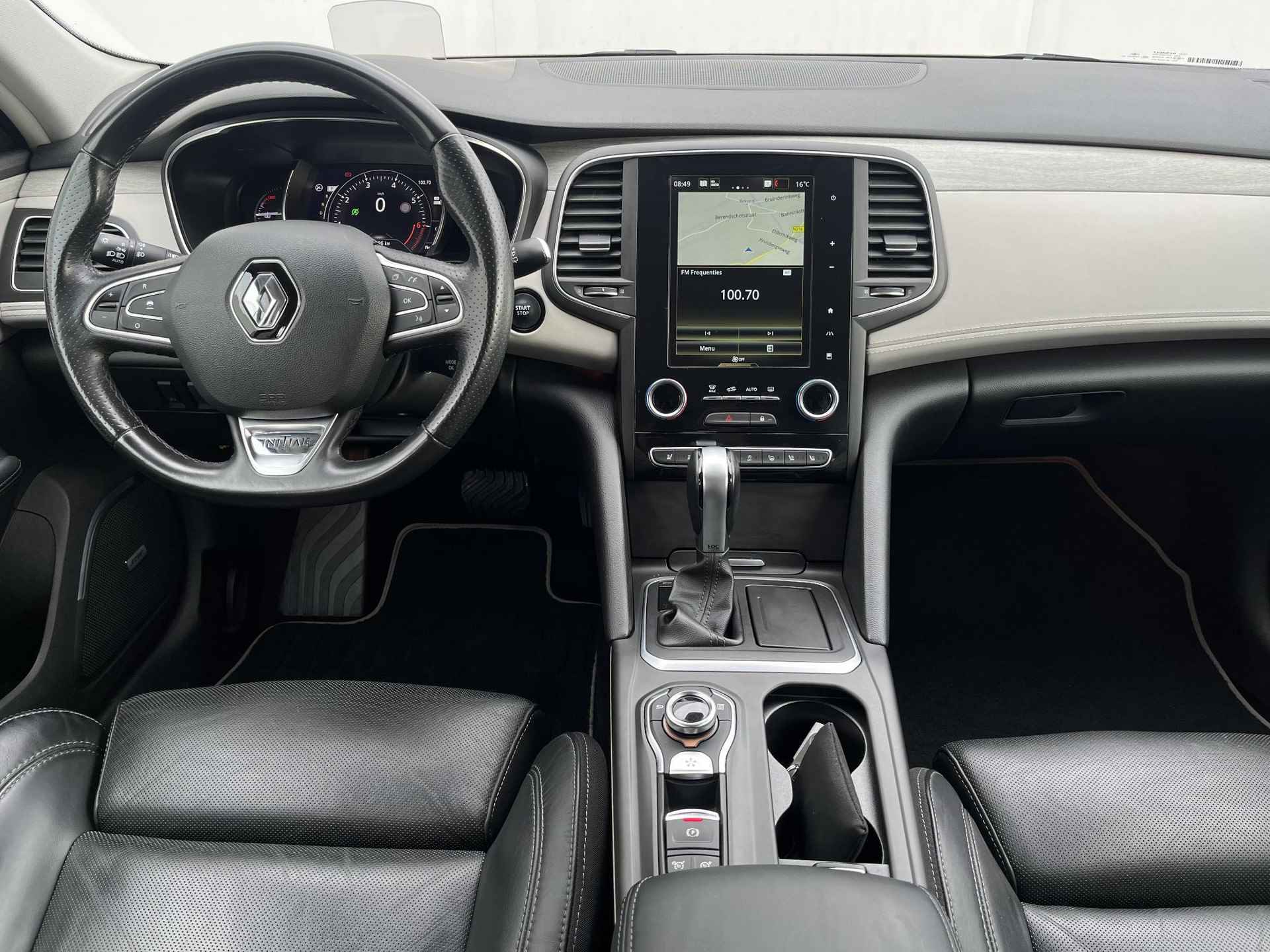 Renault Talisman Estate 1.3 TCe 160PK EDC Automaat Initiale Paris / Uniek Liefhebbersauto/ Volledig Dealer Onderhouden / 1500kg Trekgewicht /  Adaptieve cruise control / Lederen bekleding / BOSE Audio / Voorstoelen met massagefunctie - 2/60