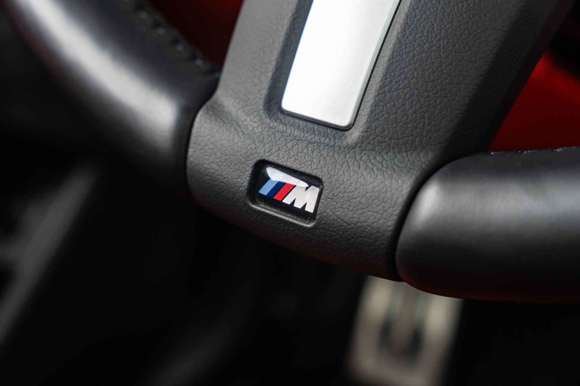 BMW X2 sDrive 20i Aut. High Executive M Sportpakket Head Up Display / Glazen Panoramadak / Comfort Acces / 20inch - 17/44