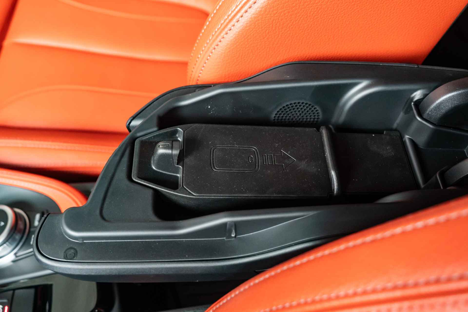 BMW X2 sDrive 20i Aut. High Executive M Sportpakket Head Up Display / Glazen Panoramadak / Comfort Acces / 20inch - 30/44