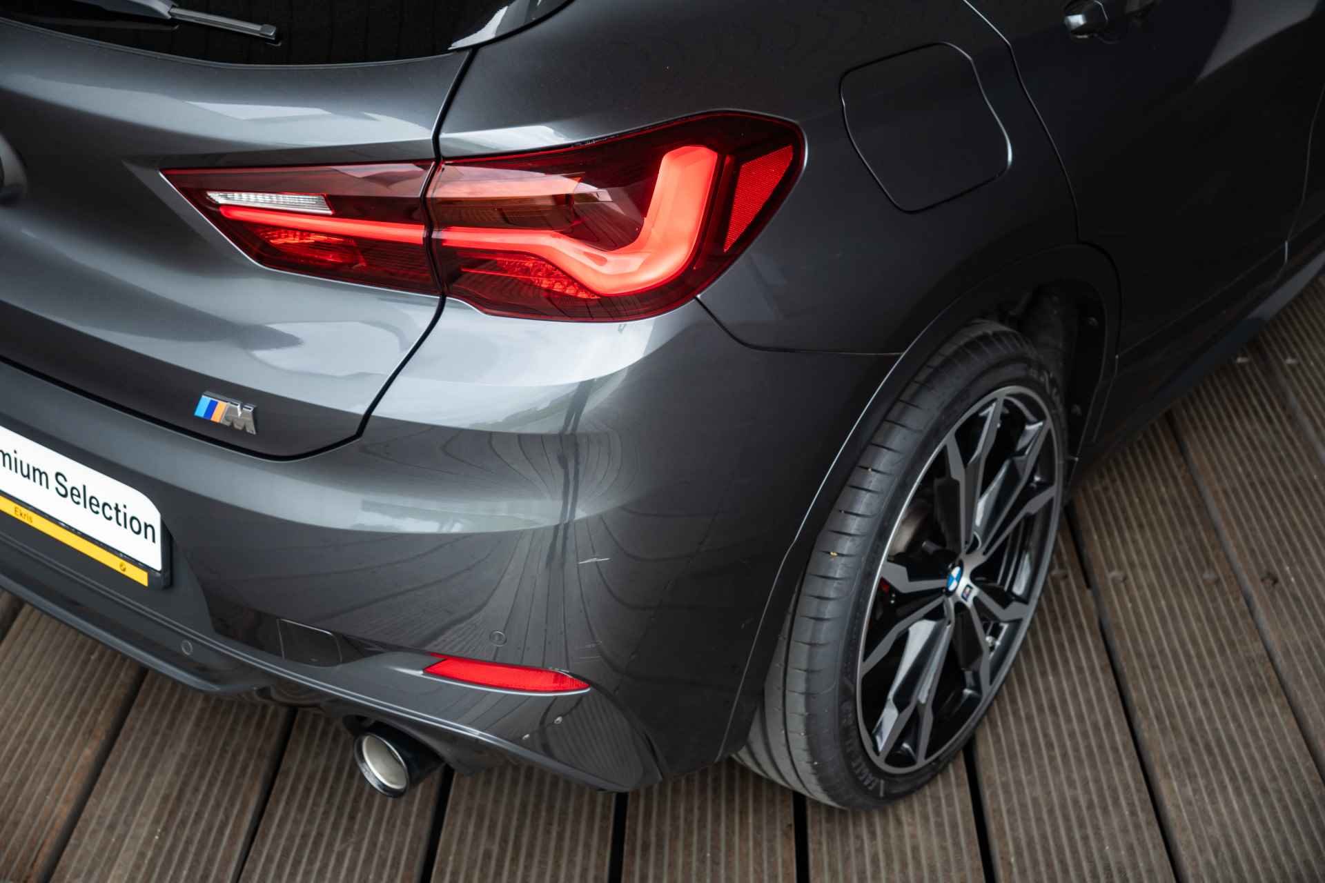 BMW X2 sDrive 20i Aut. High Executive M Sportpakket Head Up Display / Glazen Panoramadak / Comfort Acces / 20inch - 39/44