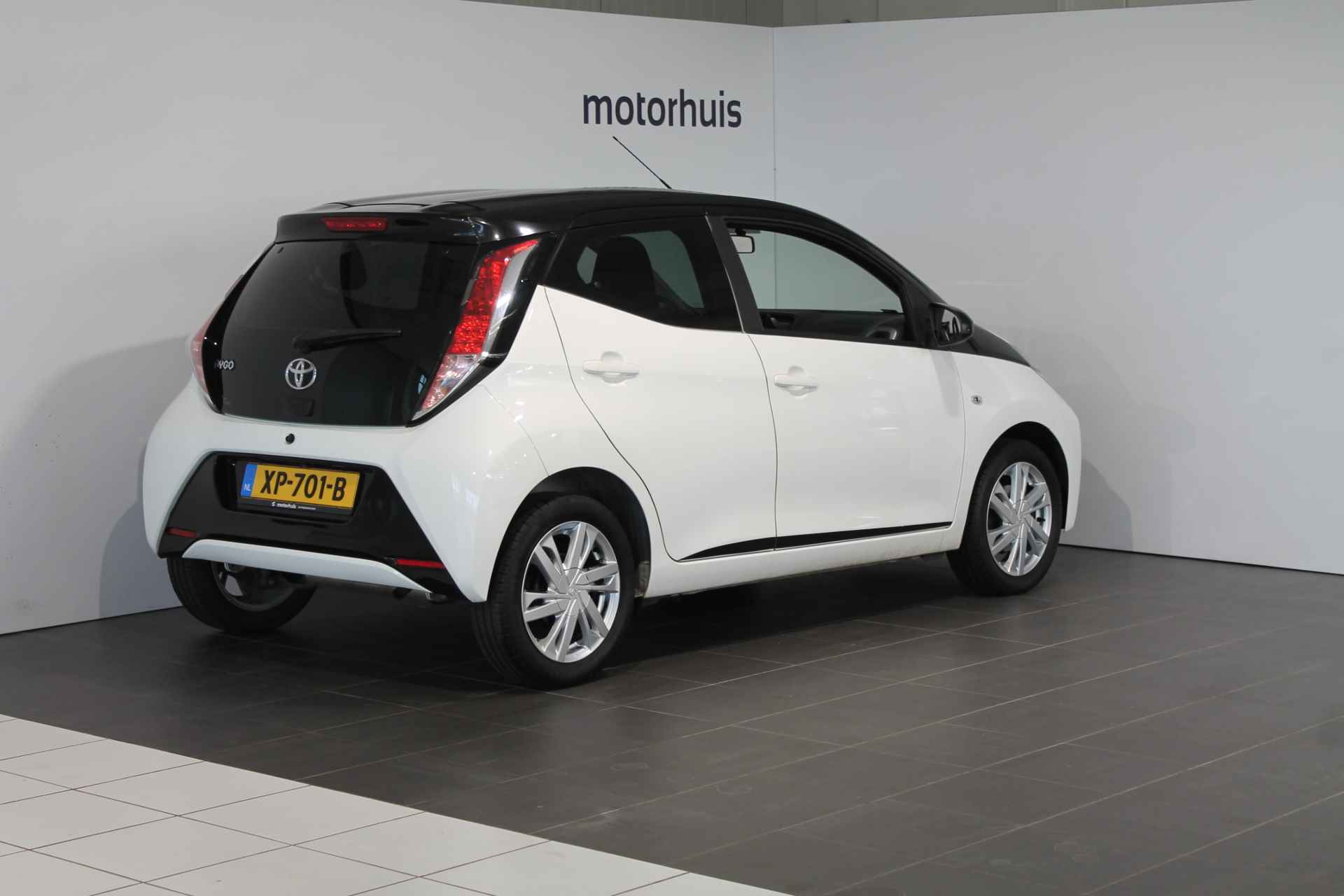 Toyota Aygo 1.0 VVT-i 69pk 5D x-cite - 5/24