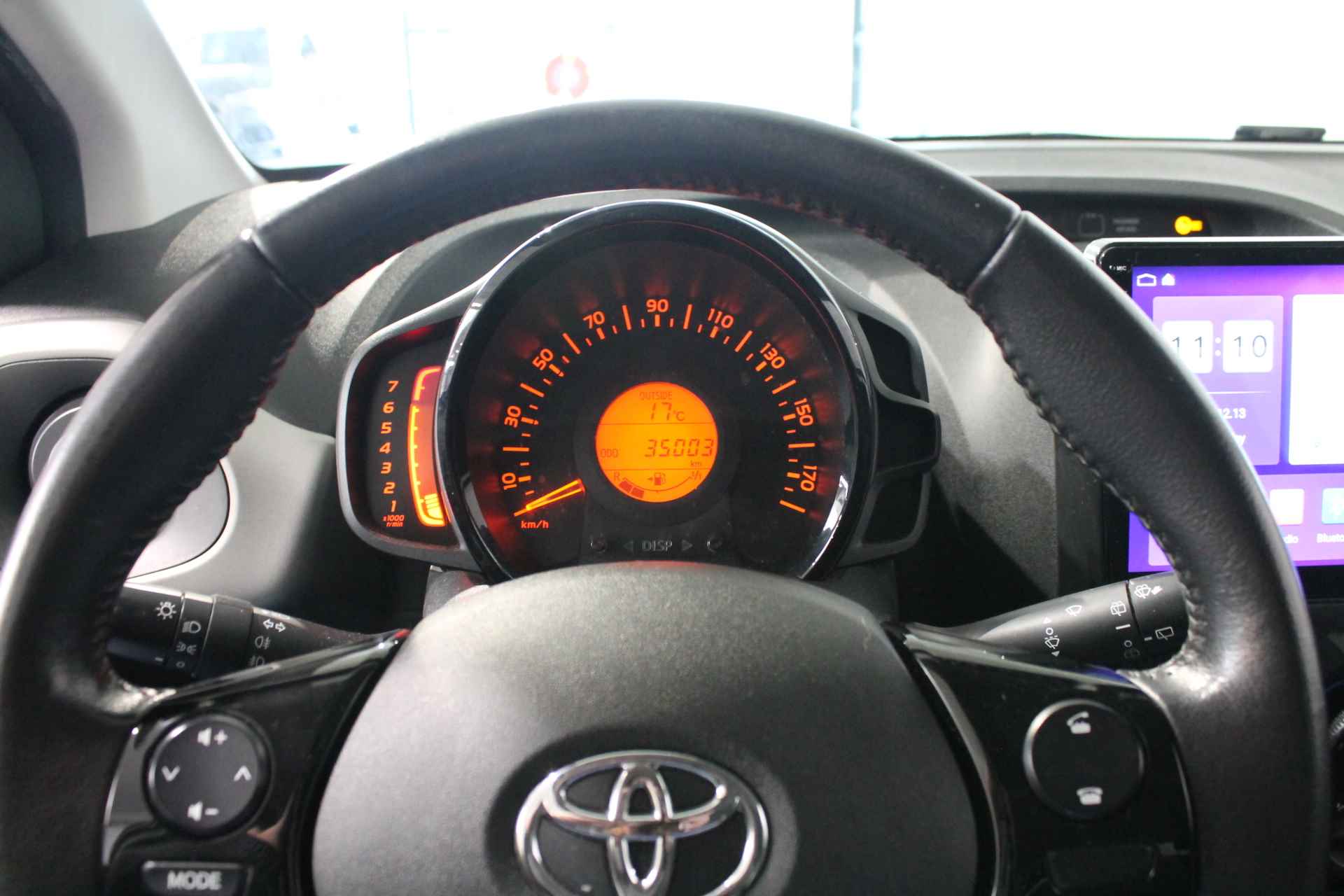 Toyota Aygo 1.0 VVT-i 69pk 5D x-cite - 17/24