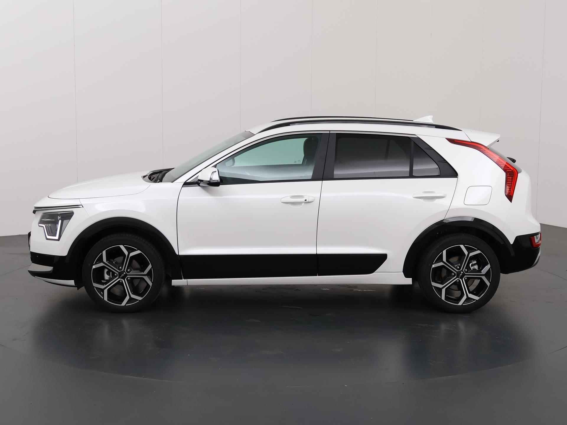 Kia Niro HEV 1.6 GDi Hybrid DynamicPlusLine Edition | Actieprijs van €39850 voor €34835 | 1300KG Trekgewicht | Nieuwe auto | Harman Kardon Audio | 18” lichtmetalen velgen | Stoel/Stuurwielverwarming | Headup Display | Elektrisch Bedienbare Achterklep - 6/50