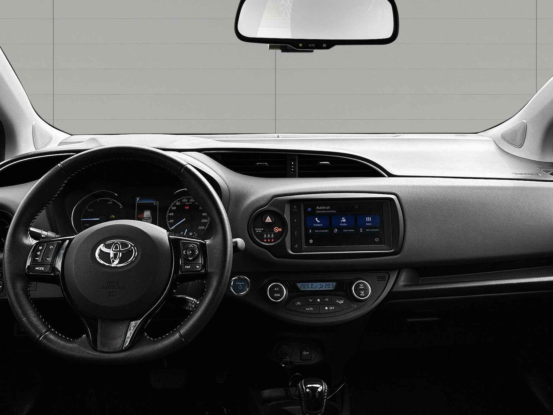 Toyota Yaris 1.5 Hybrid Dynamic - 12/19
