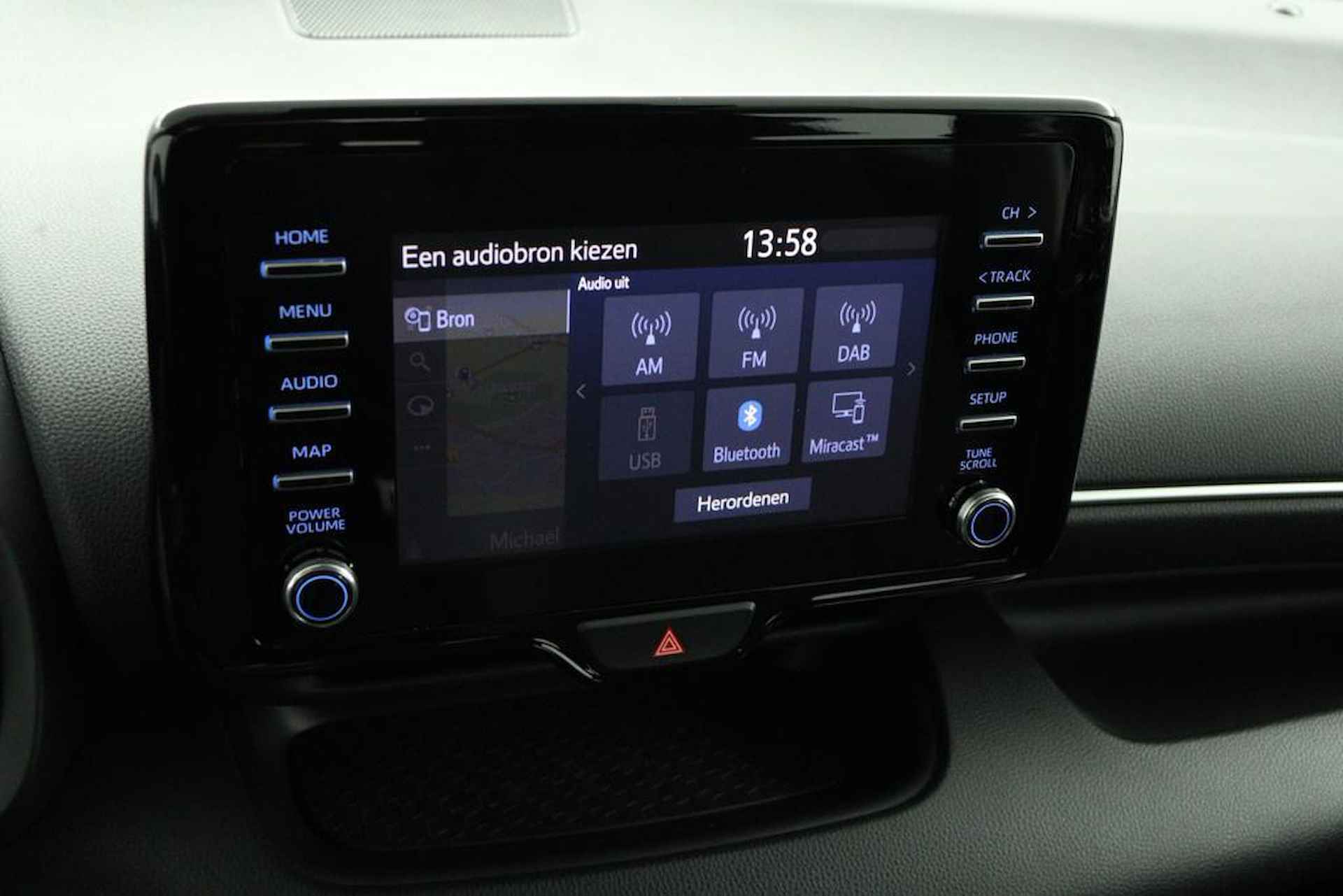 Toyota Yaris 1.5 Hybrid First Edition | Apple Carplay/Android Auto | Navigatie | Parkeercamera | Adaptieve Cruise-Control | - 44/48