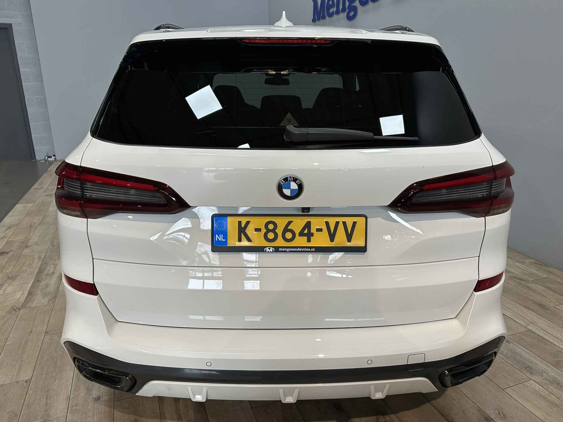 BMW X5 xDrive45e High Executive M Sport | Laser LED | Sky Lounge | Sportstoelen | Luchtvering | 360 Camera | Trekhaak | Adaptive Cruise | Harman Kardon | Apple Carplay | Isofix | NAP | - 4/60