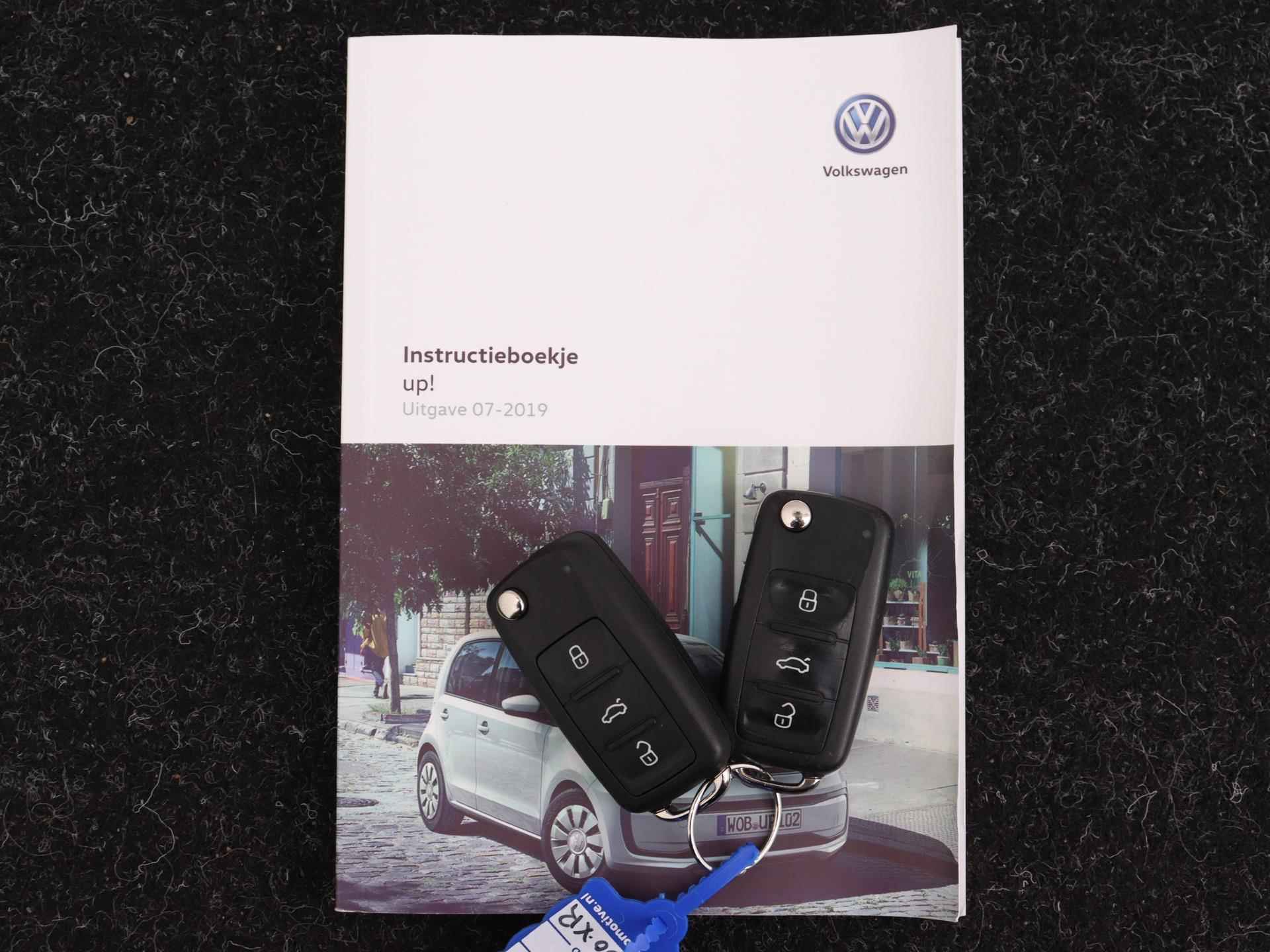 Volkswagen Up! 1.0 BMT move up! Maps + More | Airco | Bluetooth - 11/23