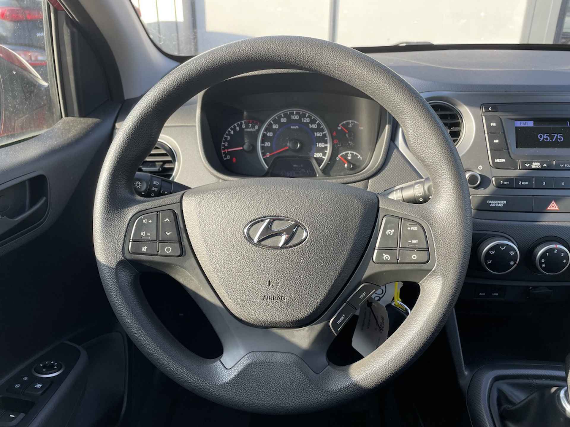 Hyundai i10 1.0i Comfort | Cruise | Airco | 5drs | - 8/20