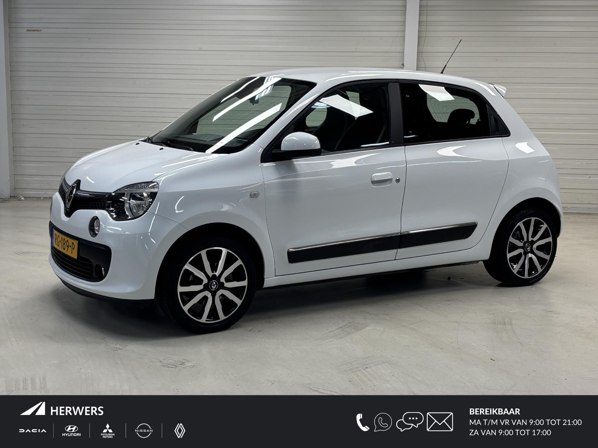 Renault Twingo 1.0 SCe Intens Automaat / 16" Lmv / Navigatie / Achterruitrijcamera