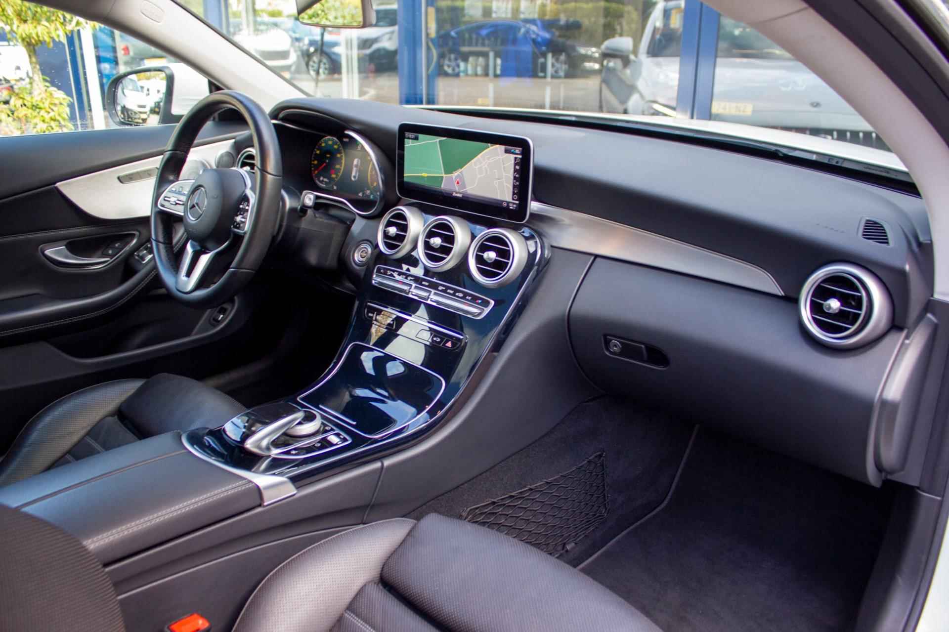 Mercedes-Benz C-klasse Coupé 200 Premium Plus Pack AMG Line Navi | Prijs rijklaar incl. 12 mnd garantie | Panodak dak Leder 360Cam - 24/58