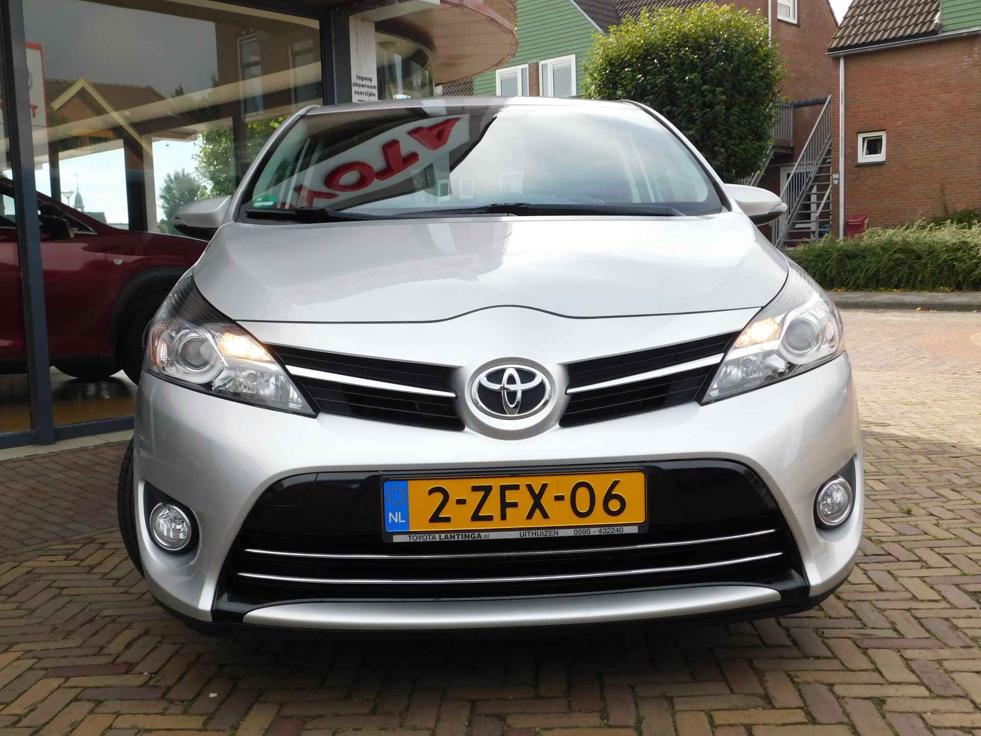 Toyota Verso 1.8 VVT-i Business TREKHAAK / NAVIGATIE - 5/35