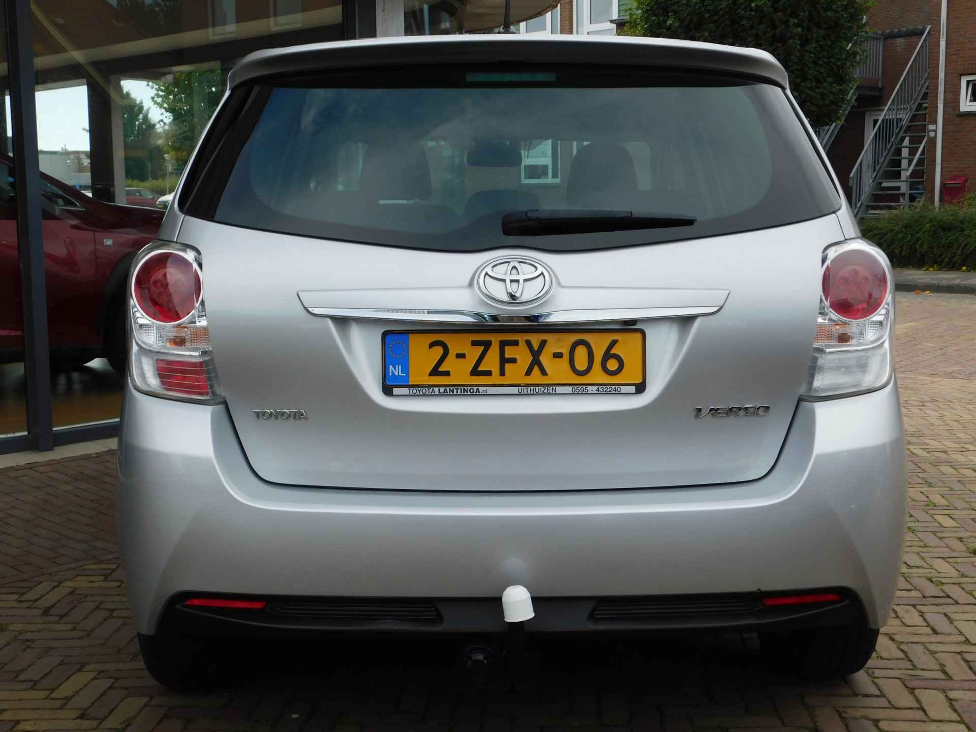 Toyota Verso 1.8 VVT-i Business TREKHAAK / NAVIGATIE - 13/35