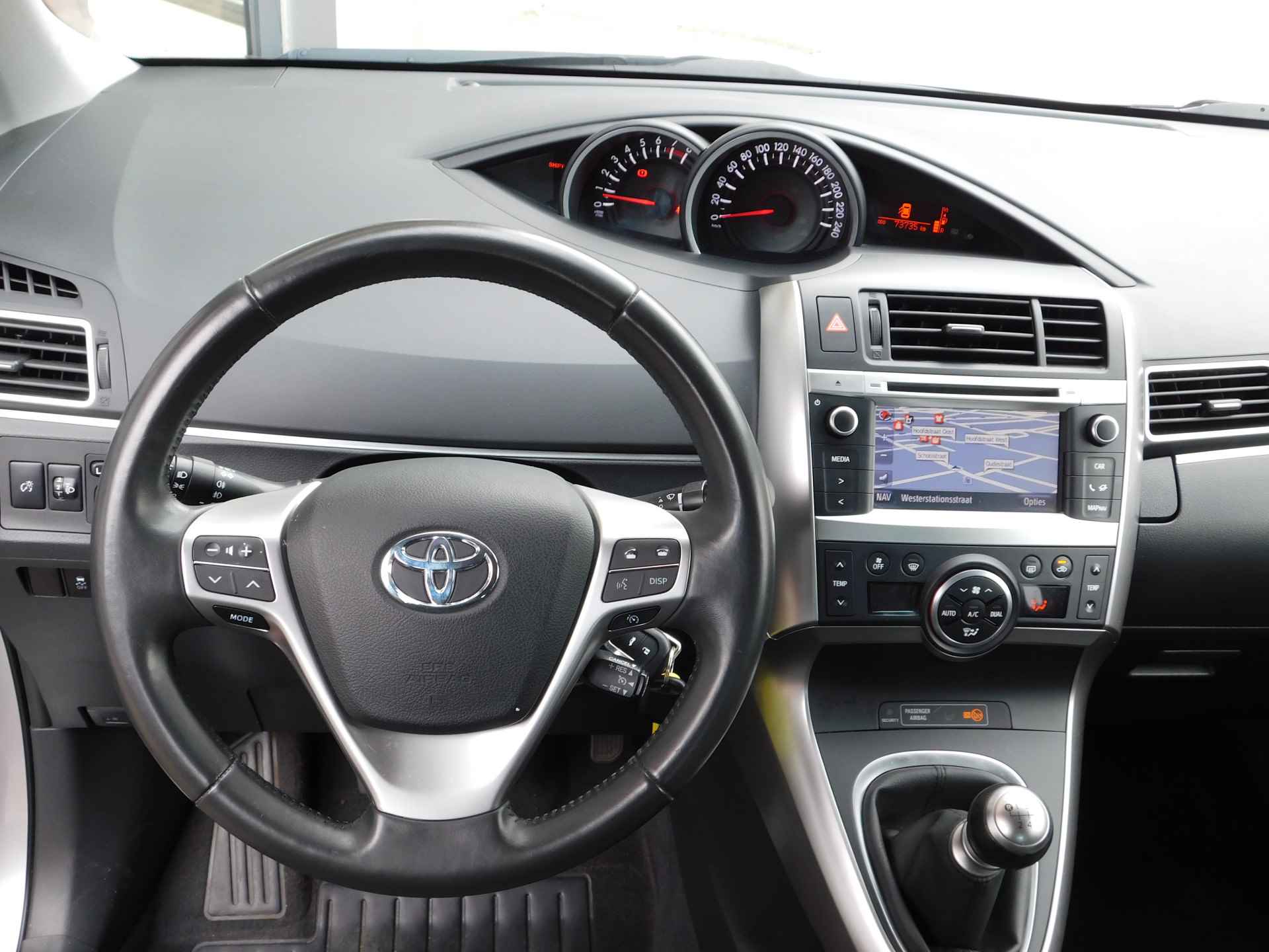 Toyota Verso 1.8 VVT-i Business TREKHAAK / NAVIGATIE - 24/35