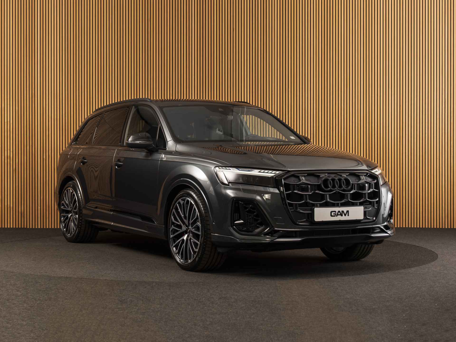 Audi Q7 60 TFSI e quattro Competition B&O-22"-PANO-TOUR-CITY-PARKING - 7/32