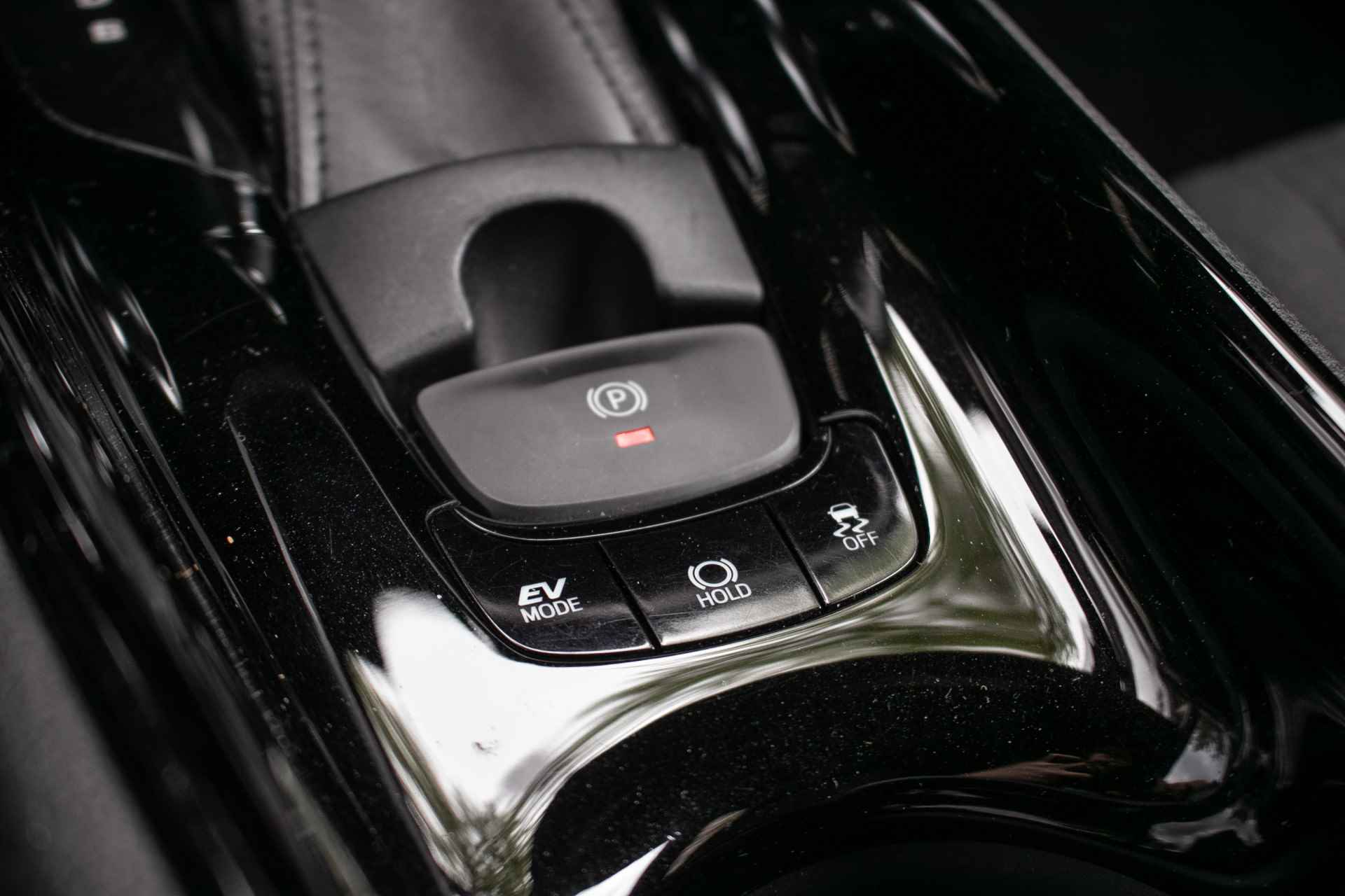 Toyota C-HR 1.8 Hybrid Dynamic - All-in rijklrprs | navi | Cam | Stoelverw. | DAB - 20/42