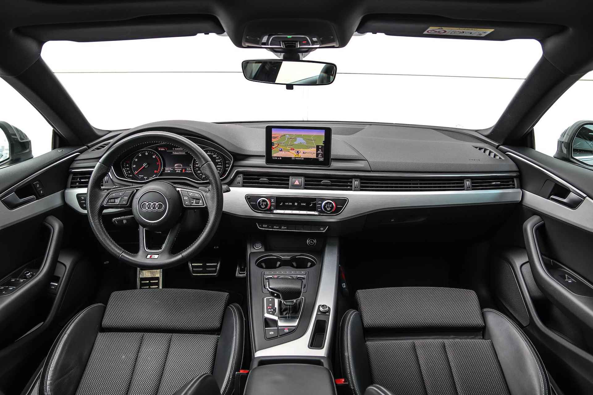 Audi A5 Sportback 35 TFSI 150pk S-tronic S-Line Edition | Panoramadak | 19" LMV - 4/41