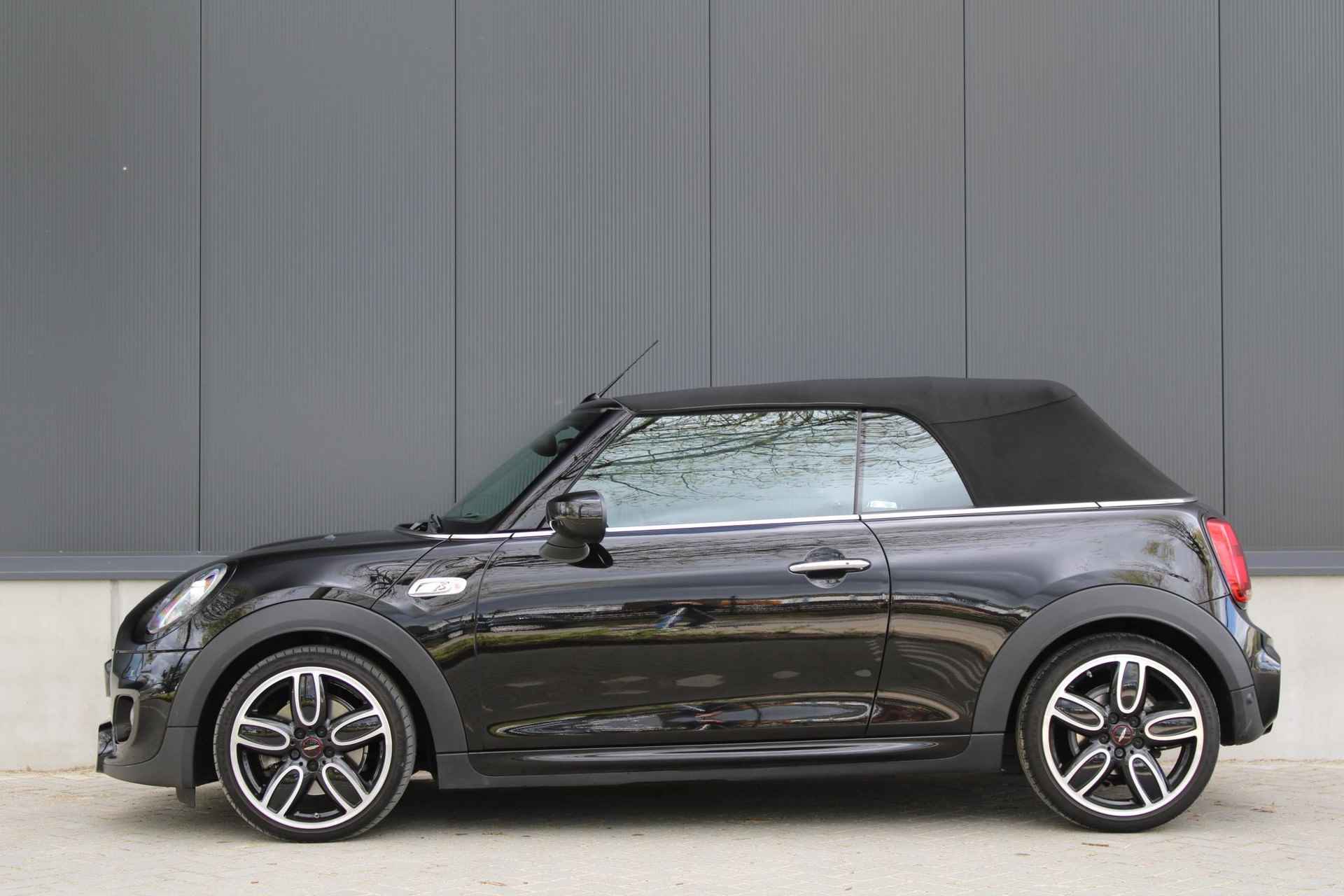 Mini Cooper S Cabriolet 2.0 Hammersmith | John Cooper Works | Leder | Led | DCC | Piano Black Exterieur | - 2/33