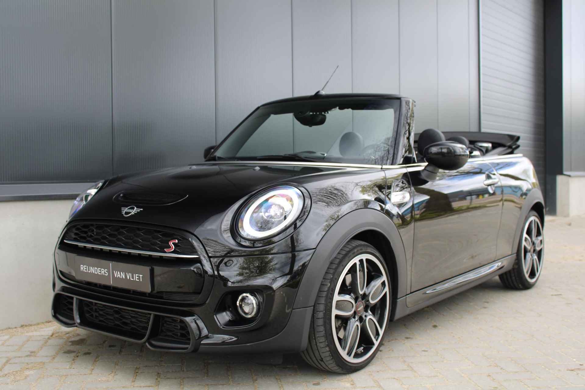 Mini Cooper S Cabriolet 2.0 Hammersmith | John Cooper Works | Leder | Led | DCC | Piano Black Exterieur | - 3/33