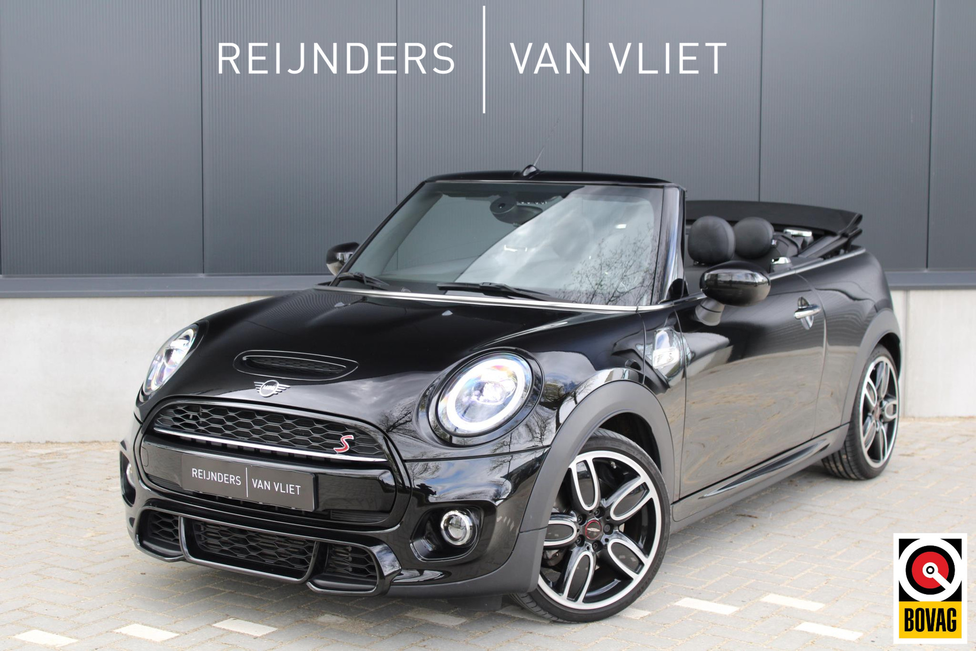 Mini Cooper S Cabriolet 2.0 Hammersmith | John Cooper Works | Leder | Led | DCC | Piano Black Exterieur |