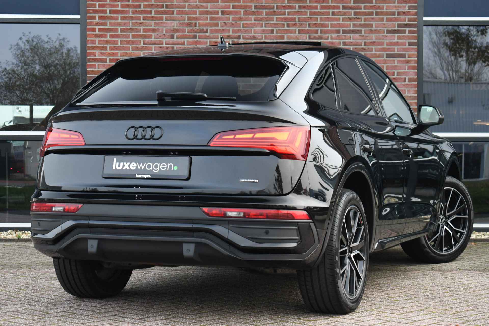 Audi Q5 Sportback 50 TFSI e S-Line Pano ACC El-zetels Ruitstiksel 20inch Camera - 2/80