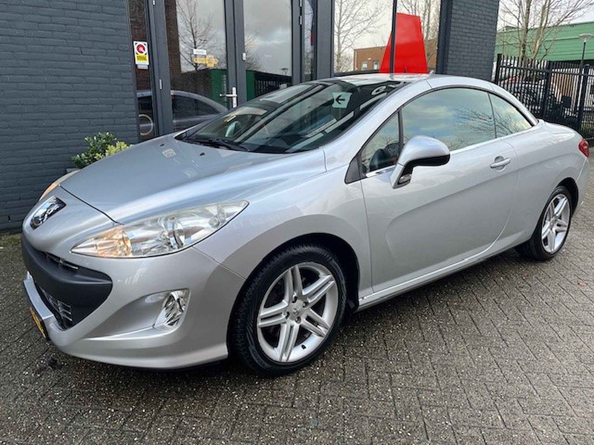 PEUGEOT 308 308 CC 1.6 I 115KW AUT Sport Pack - 3/27