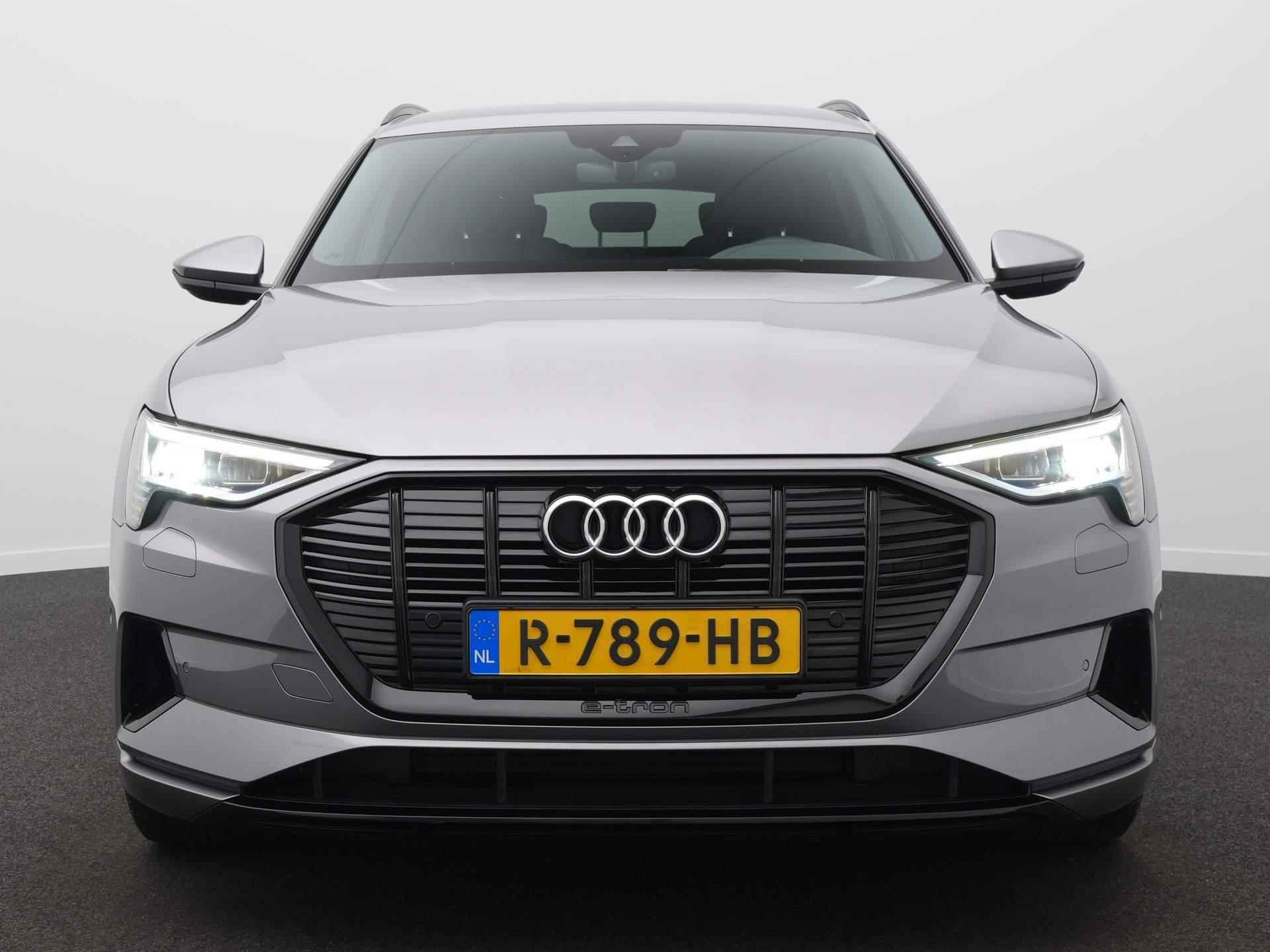 Audi e-tron 55 quattro Advanced edition Plus 95 kWh Navi | Clima | Adaptive Cruise | LED | Ambiance Verlichting | Trekhaak (Afneembaar) - 2/57
