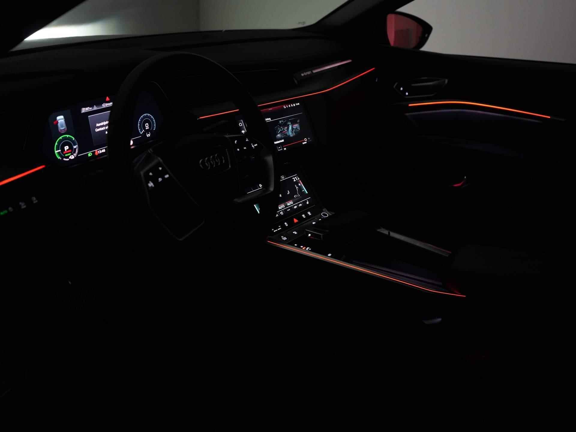 Audi e-tron 55 quattro Advanced edition Plus 95 kWh Navi | Clima | Adaptive Cruise | LED | Ambiance Verlichting | Trekhaak (Afneembaar) - 26/57
