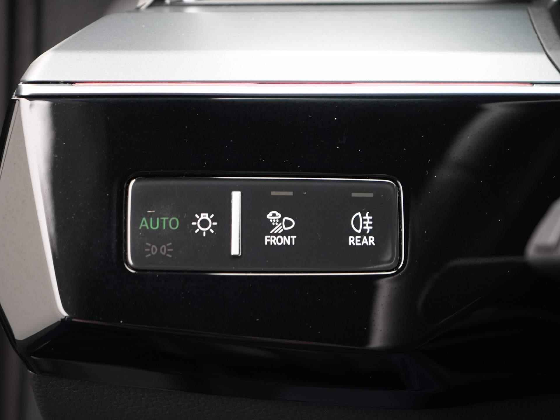 Audi e-tron 55 quattro Advanced edition Plus 95 kWh Navi | Clima | Adaptive Cruise | LED | Ambiance Verlichting | Trekhaak (Afneembaar) - 32/57