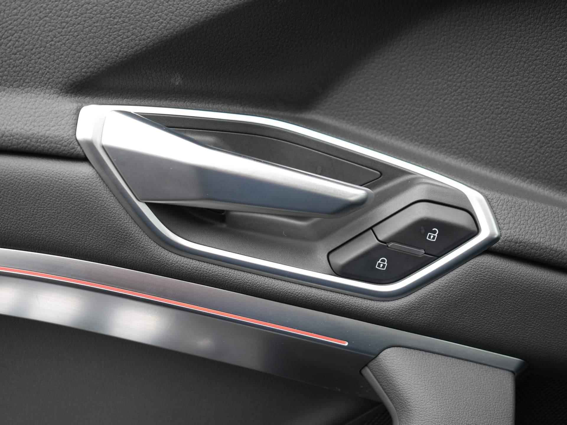 Audi e-tron 55 quattro Advanced edition Plus 95 kWh Navi | Clima | Adaptive Cruise | LED | Ambiance Verlichting | Trekhaak (Afneembaar) - 33/57