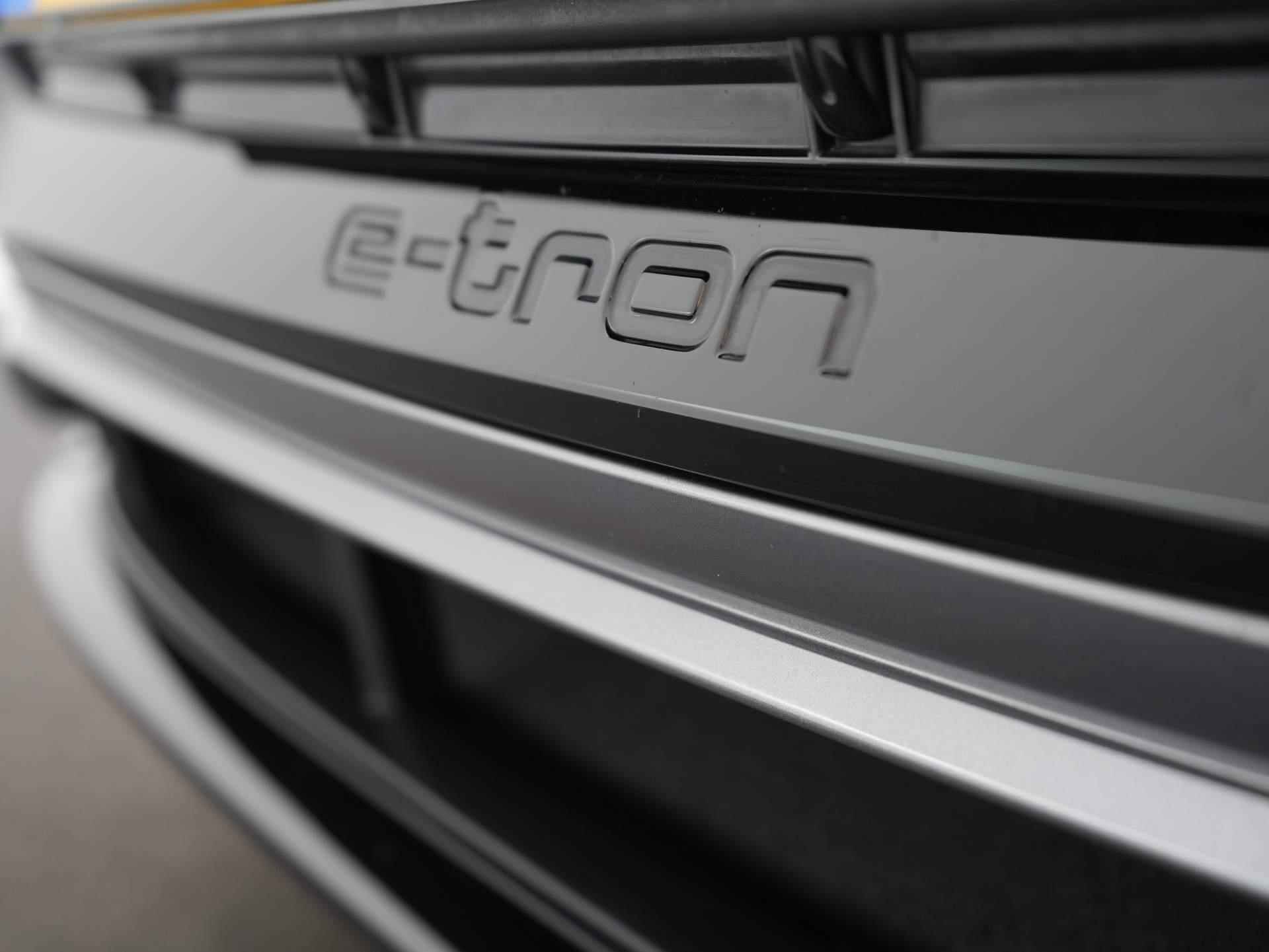 Audi e-tron 55 quattro Advanced edition Plus 95 kWh Navi | Clima | Adaptive Cruise | LED | Ambiance Verlichting | Trekhaak (Afneembaar) - 55/57
