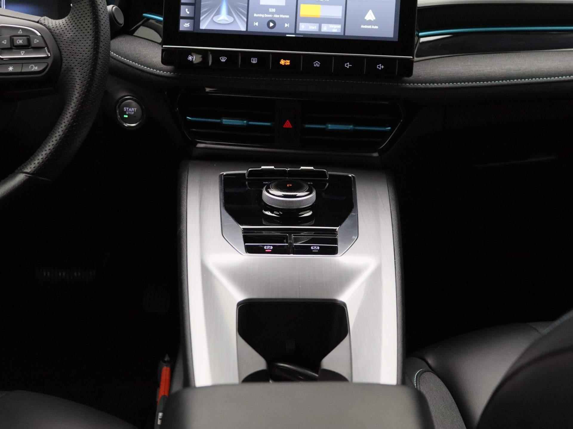 MG 5 Standard Range Luxury 50 kWh | Navigatie | Climate Control | Parkeerhulp | Camera | - 9/34