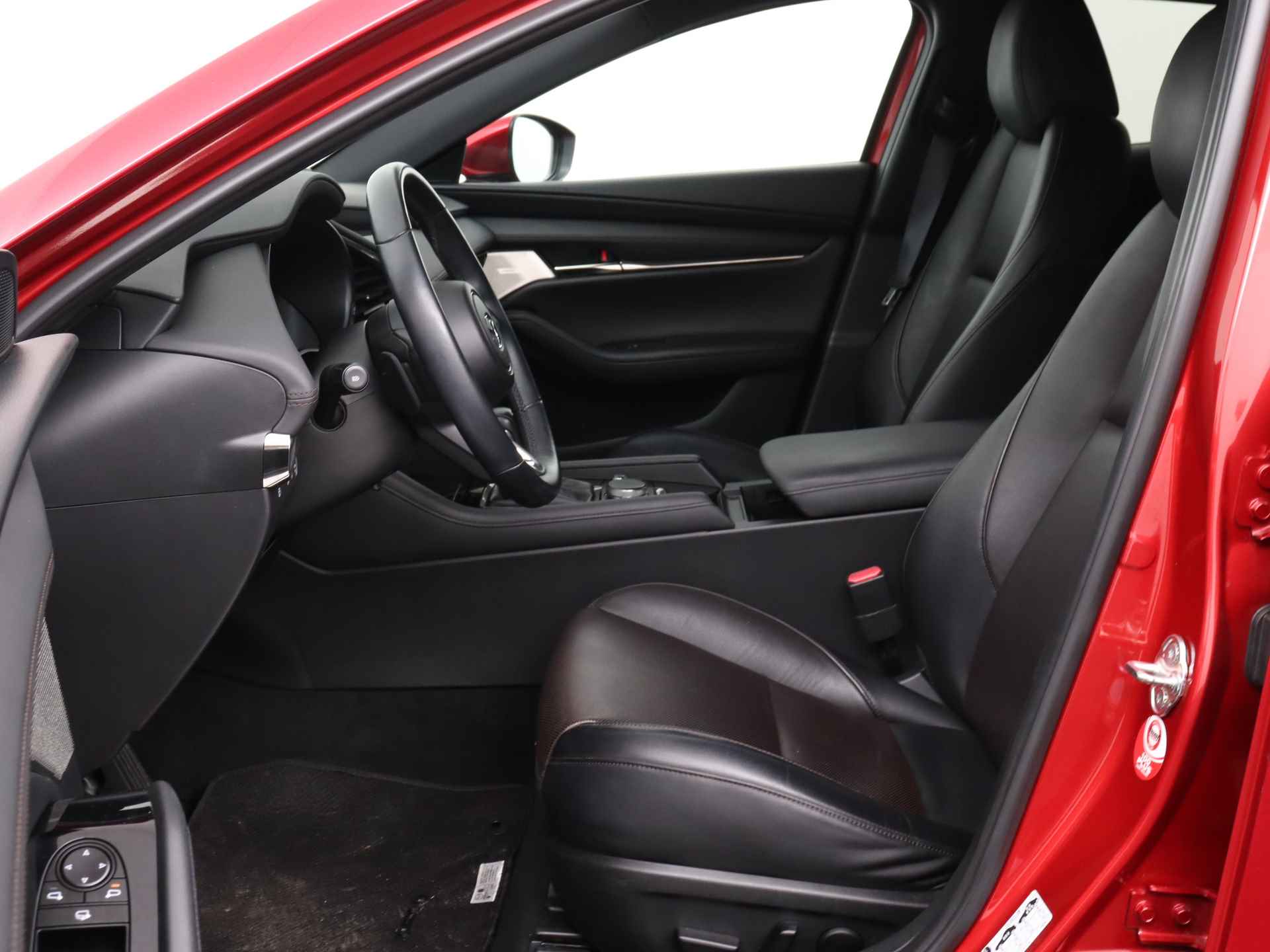 Mazda 3 2.0 e-SkyActiv-X M Hybrid 180 Luxury automaat | BOSE | Camera | Lederen bekleding | 18"LM velgen | - 16/39